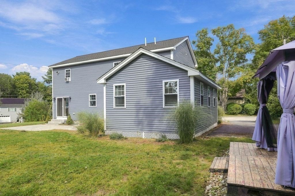28 Ash St Property Photo 33