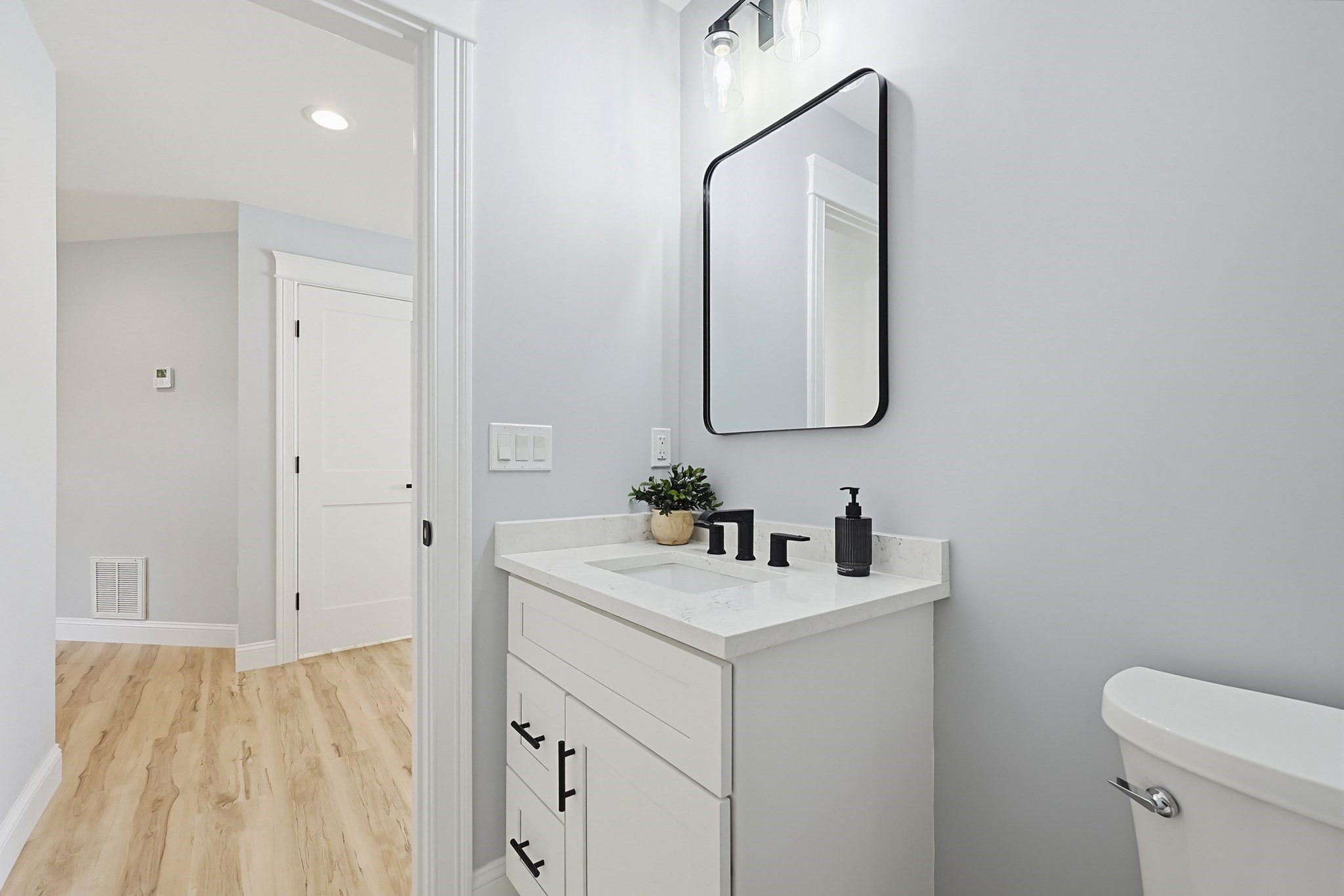 321 Winthrop Street # 102 Property Photo 5