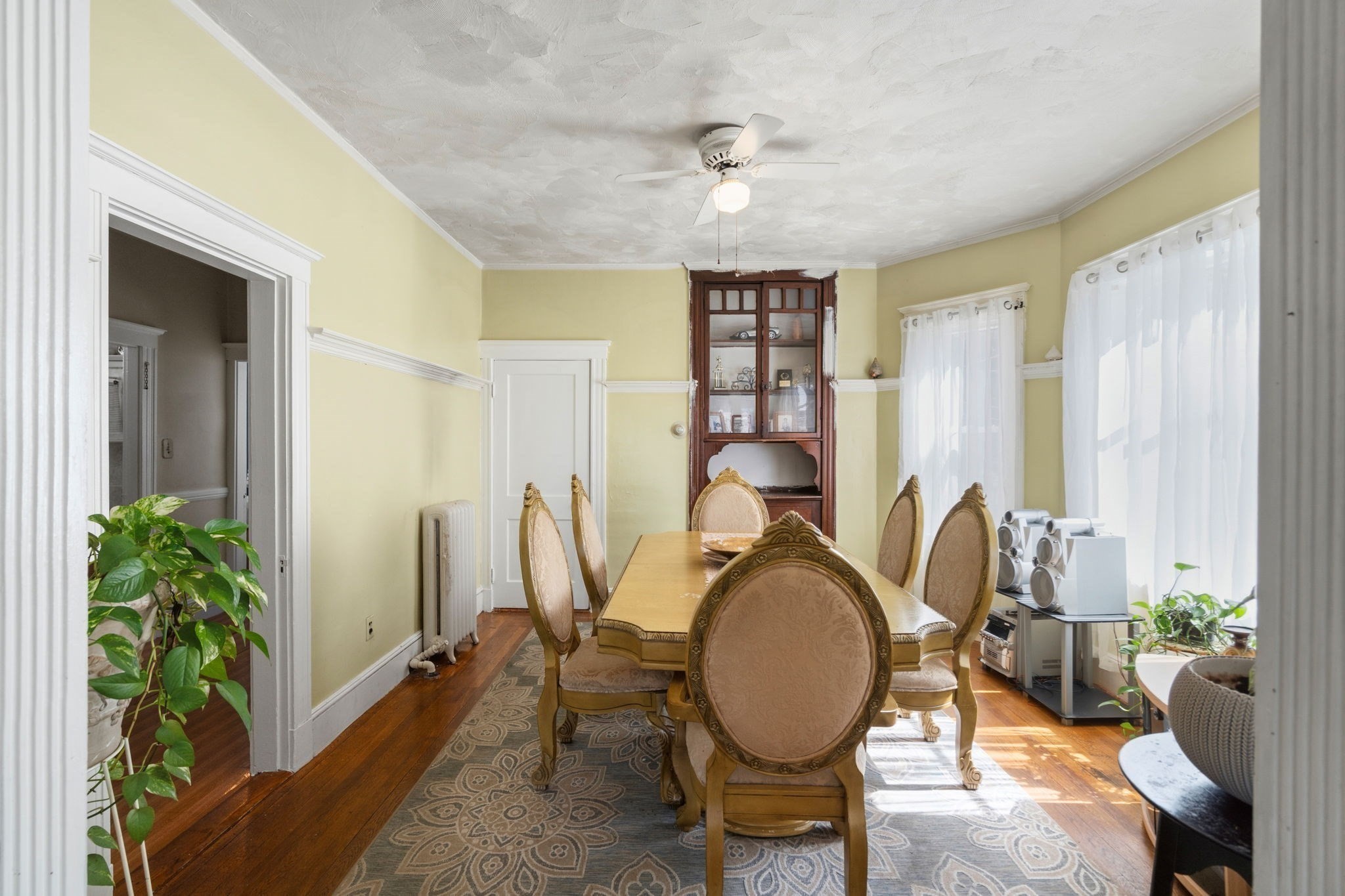 968 River St Property Photo 3
