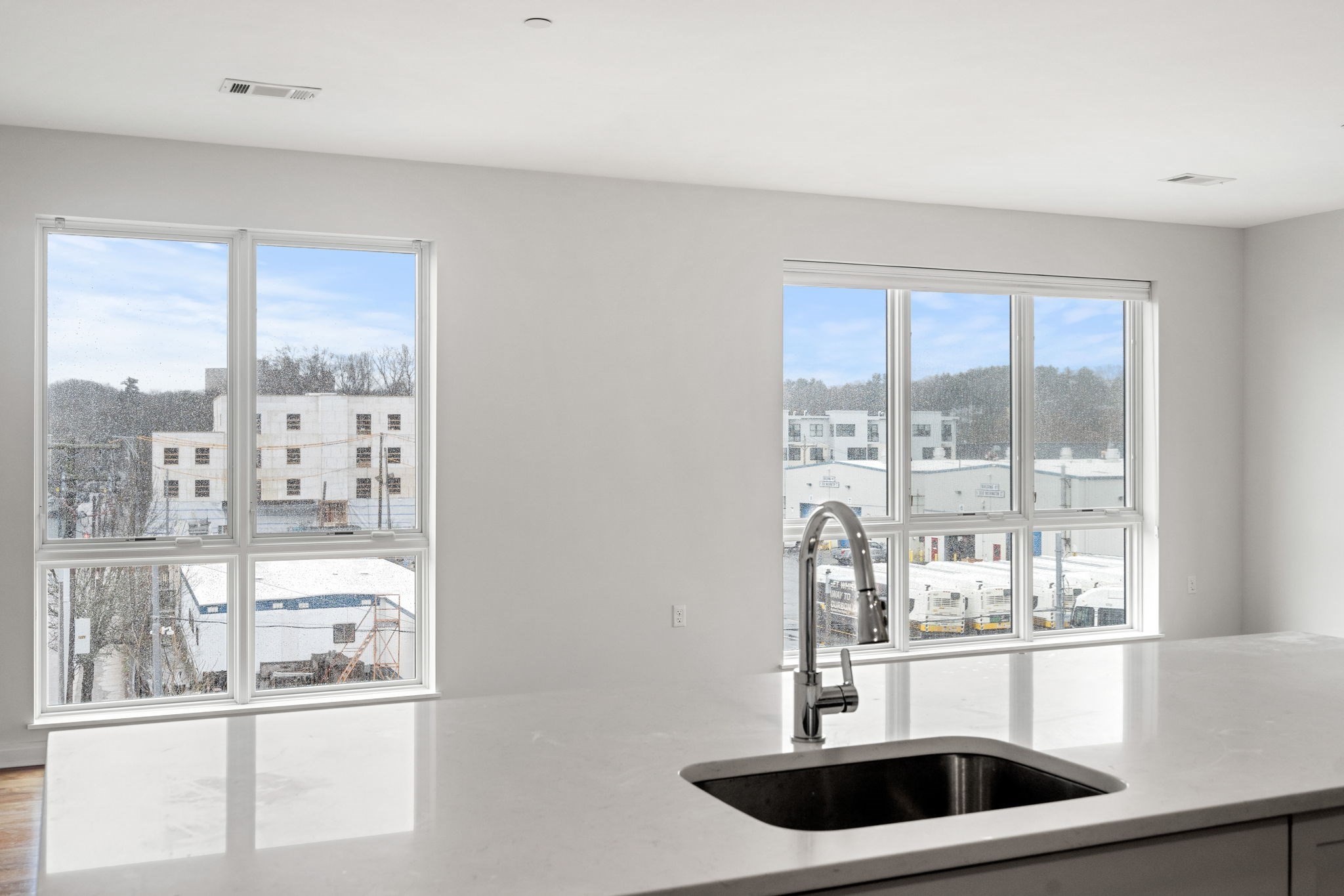 3531 Washington Street # 327 Property Photo 9