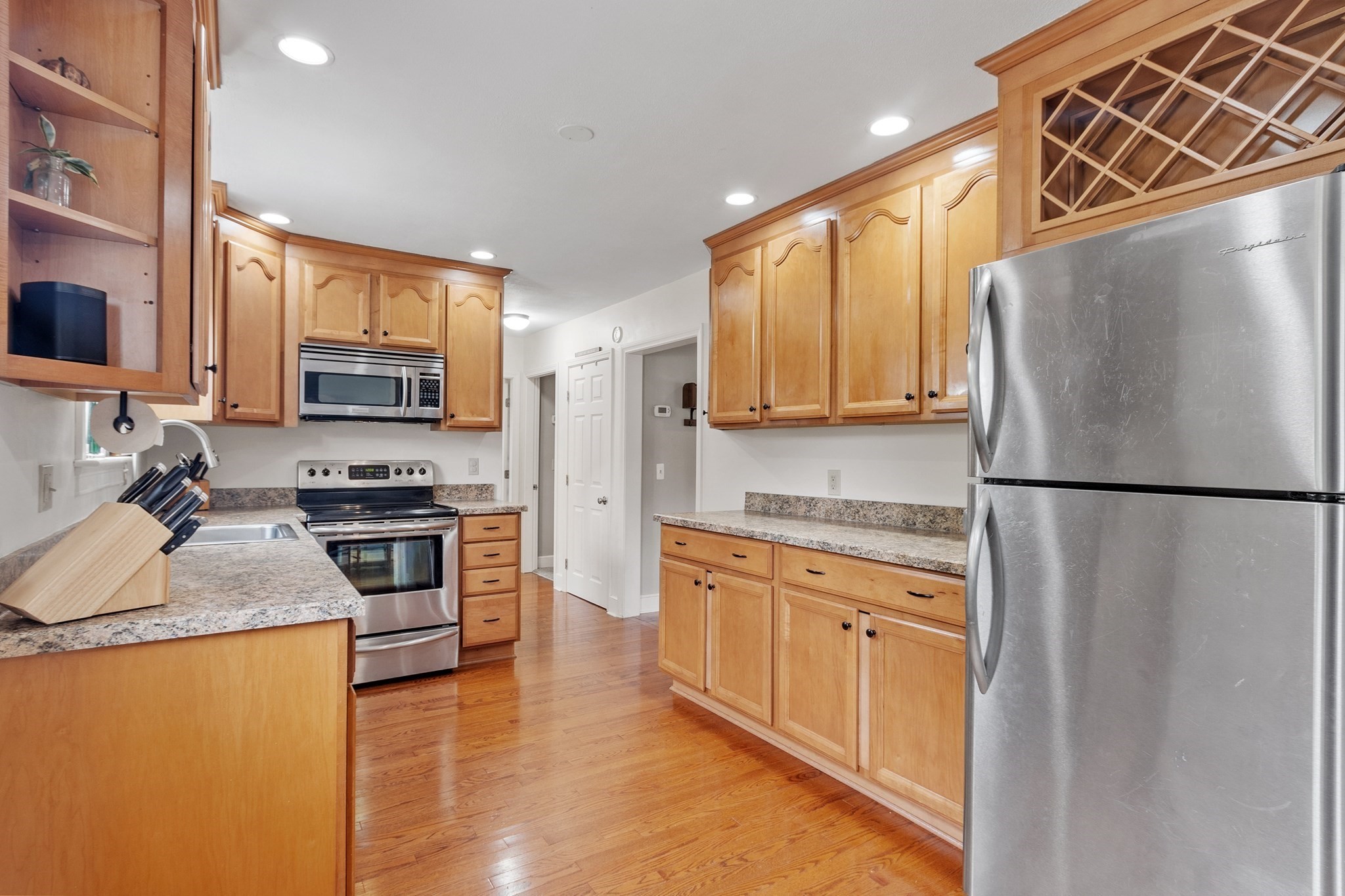 35 Jefferson Road Property Photo 6