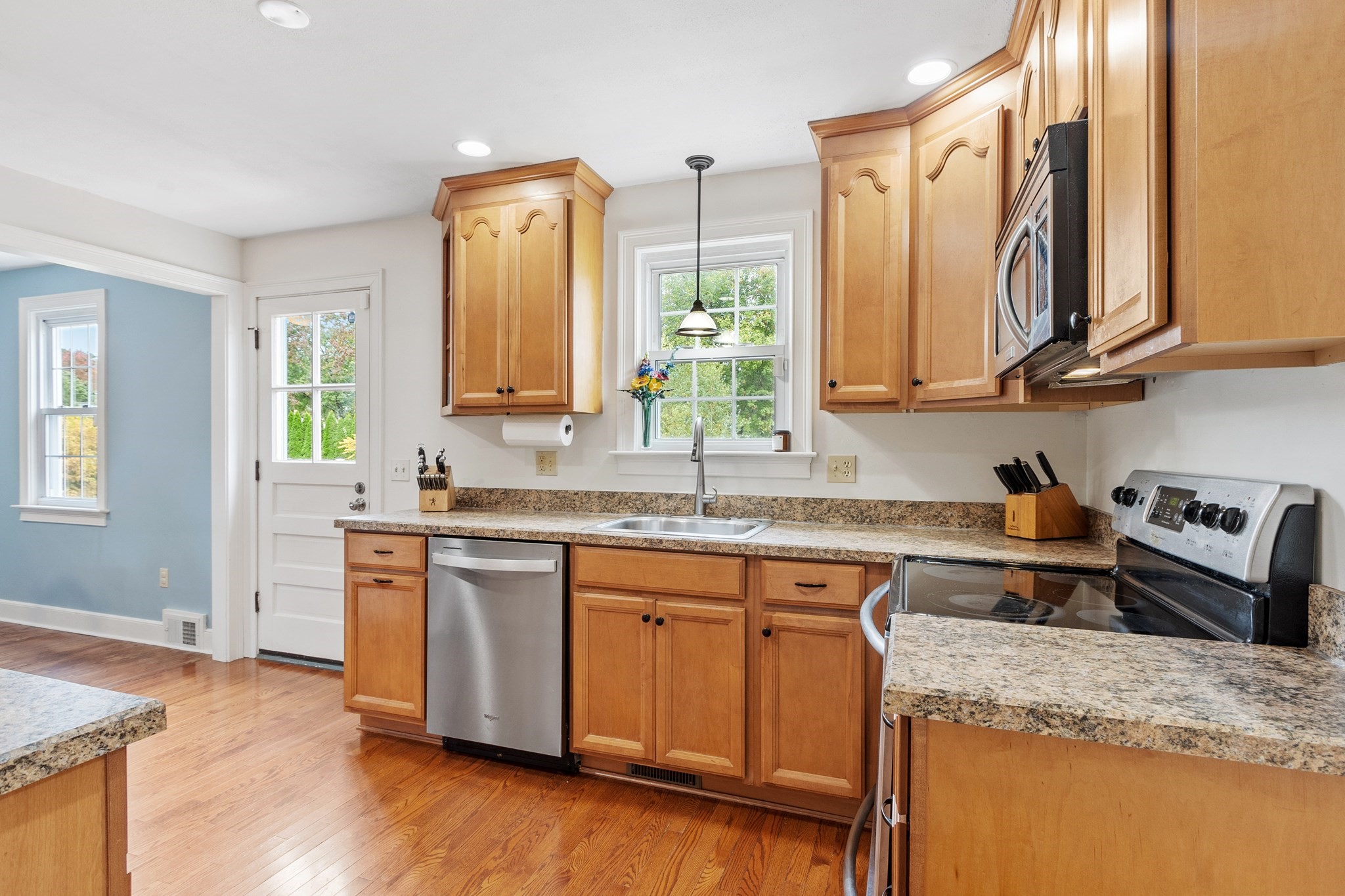 35 Jefferson Road Property Photo 9