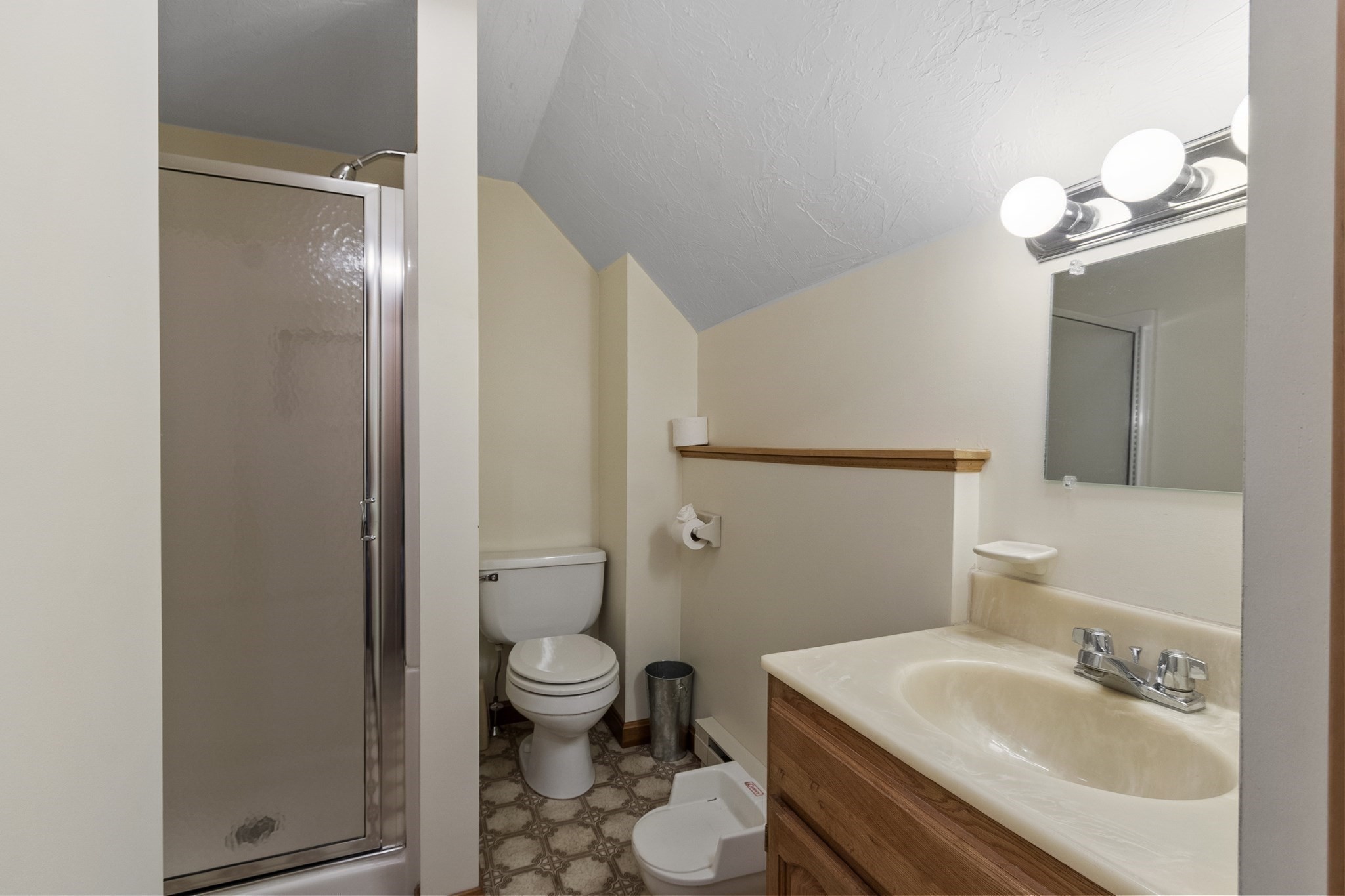 265 Pine St Property Photo 19