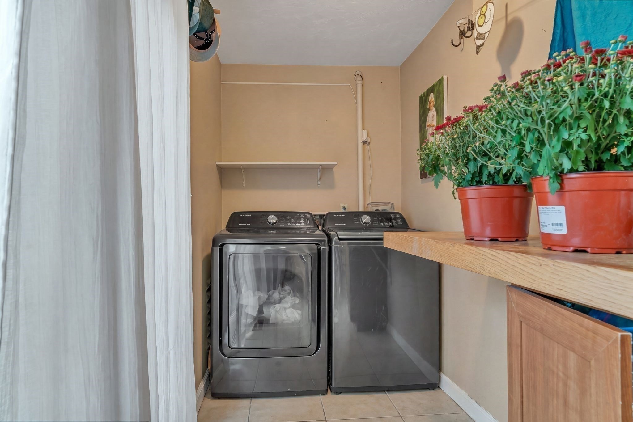 25 Fuller Pl Property Photo 12
