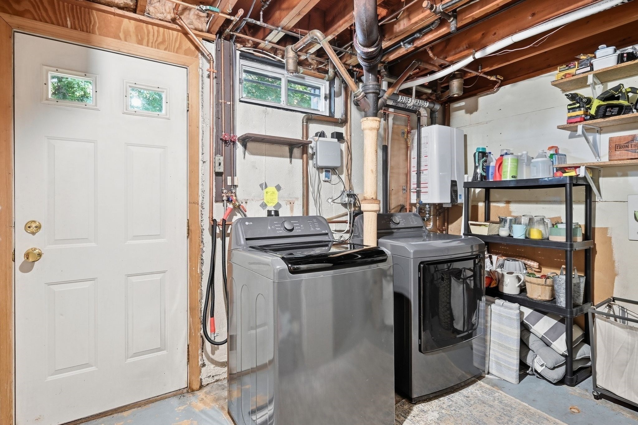 21 Circuit Ave Property Photo 23