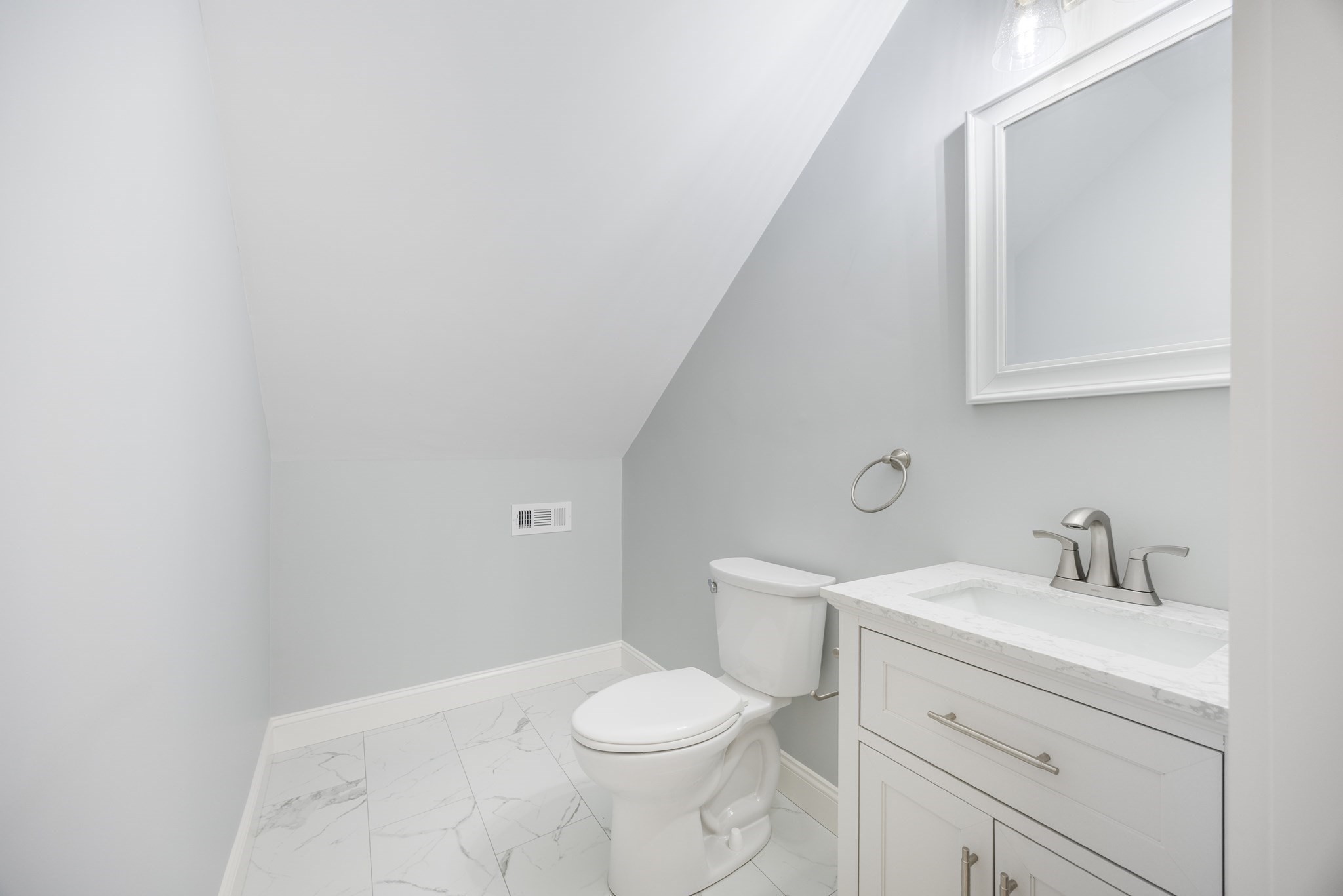 48 Beach Rd # C Property Photo 33