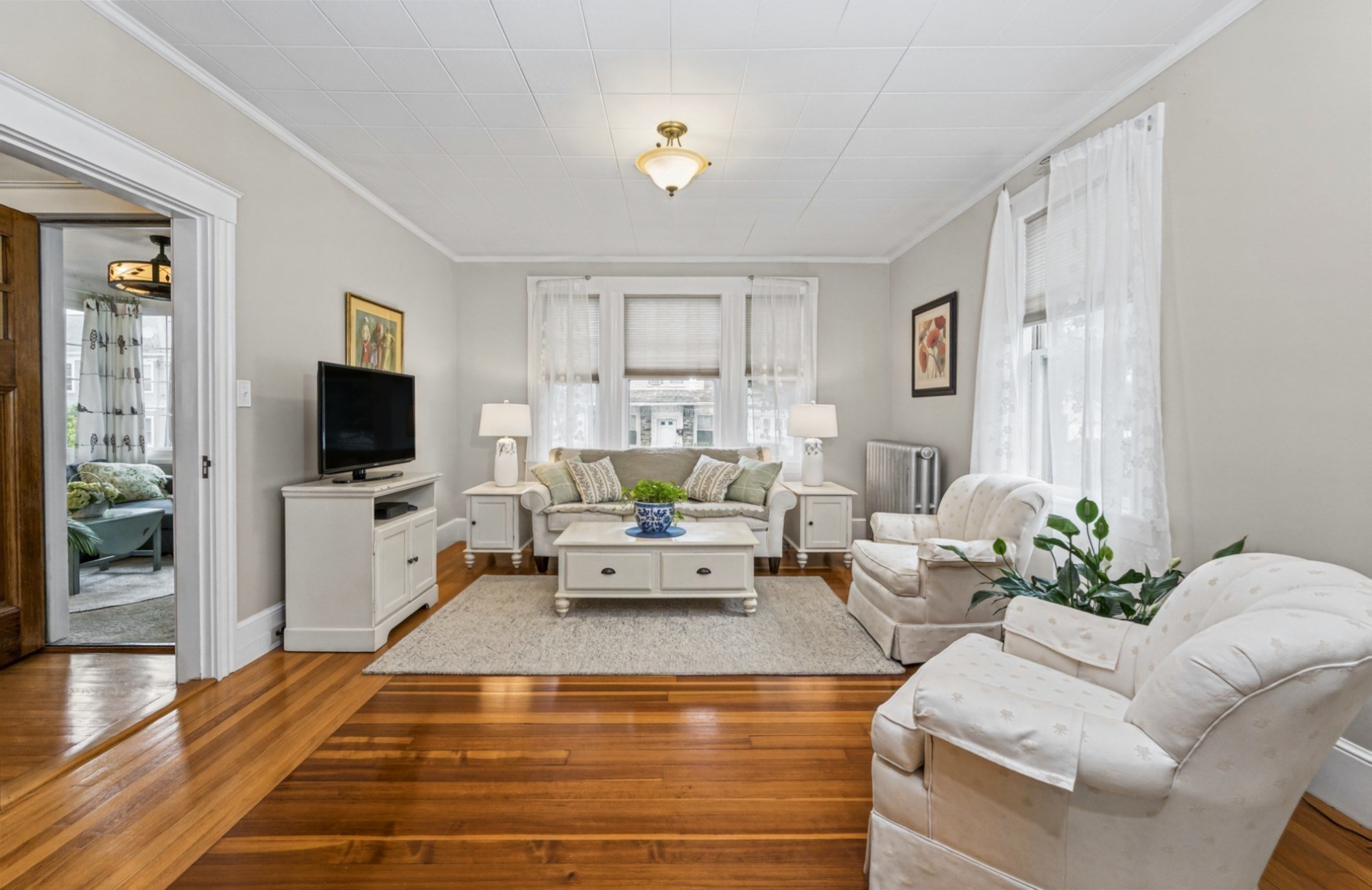 40 Quincy St Property Photo 11