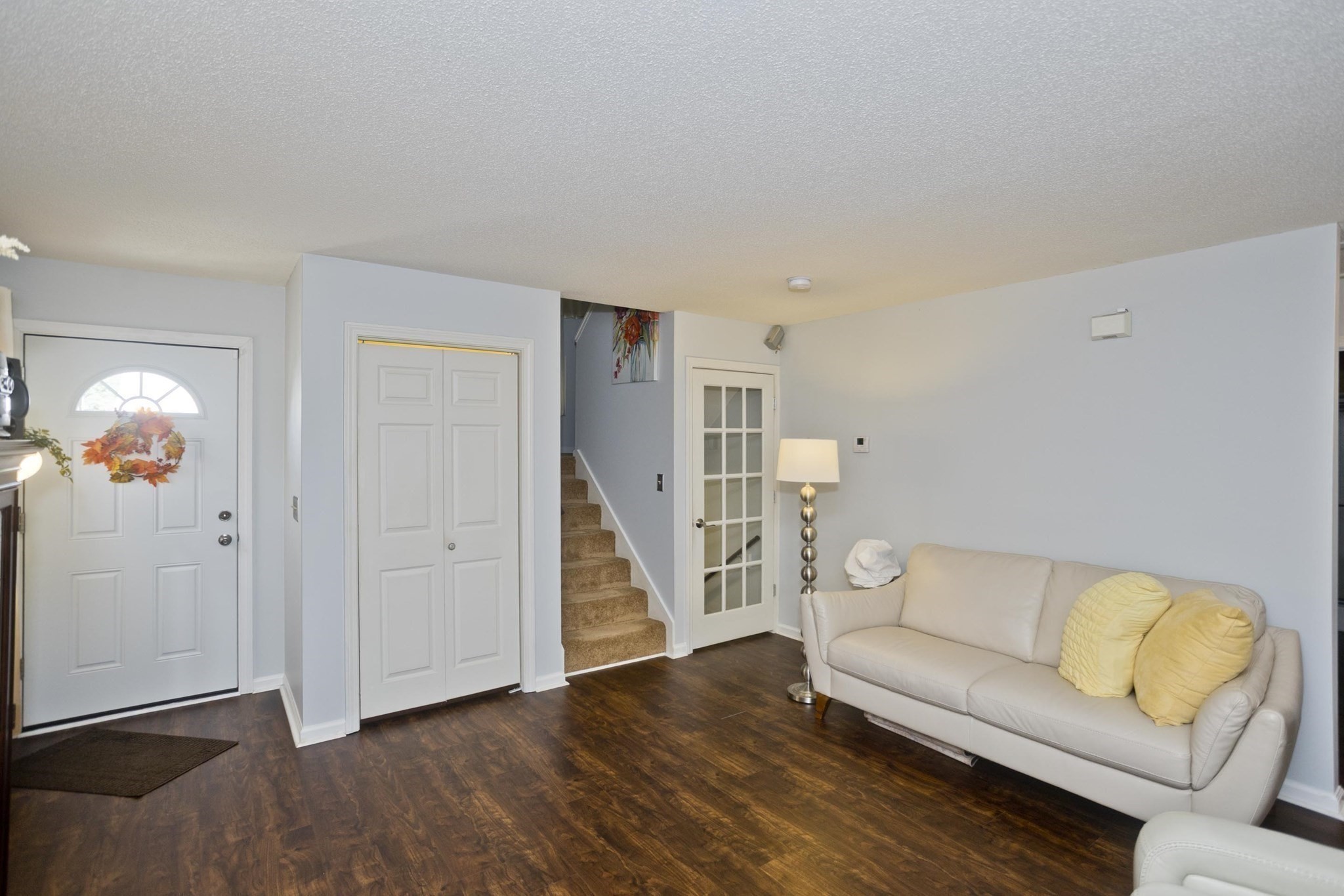 27 Curry Lane # 27 Property Photo 5
