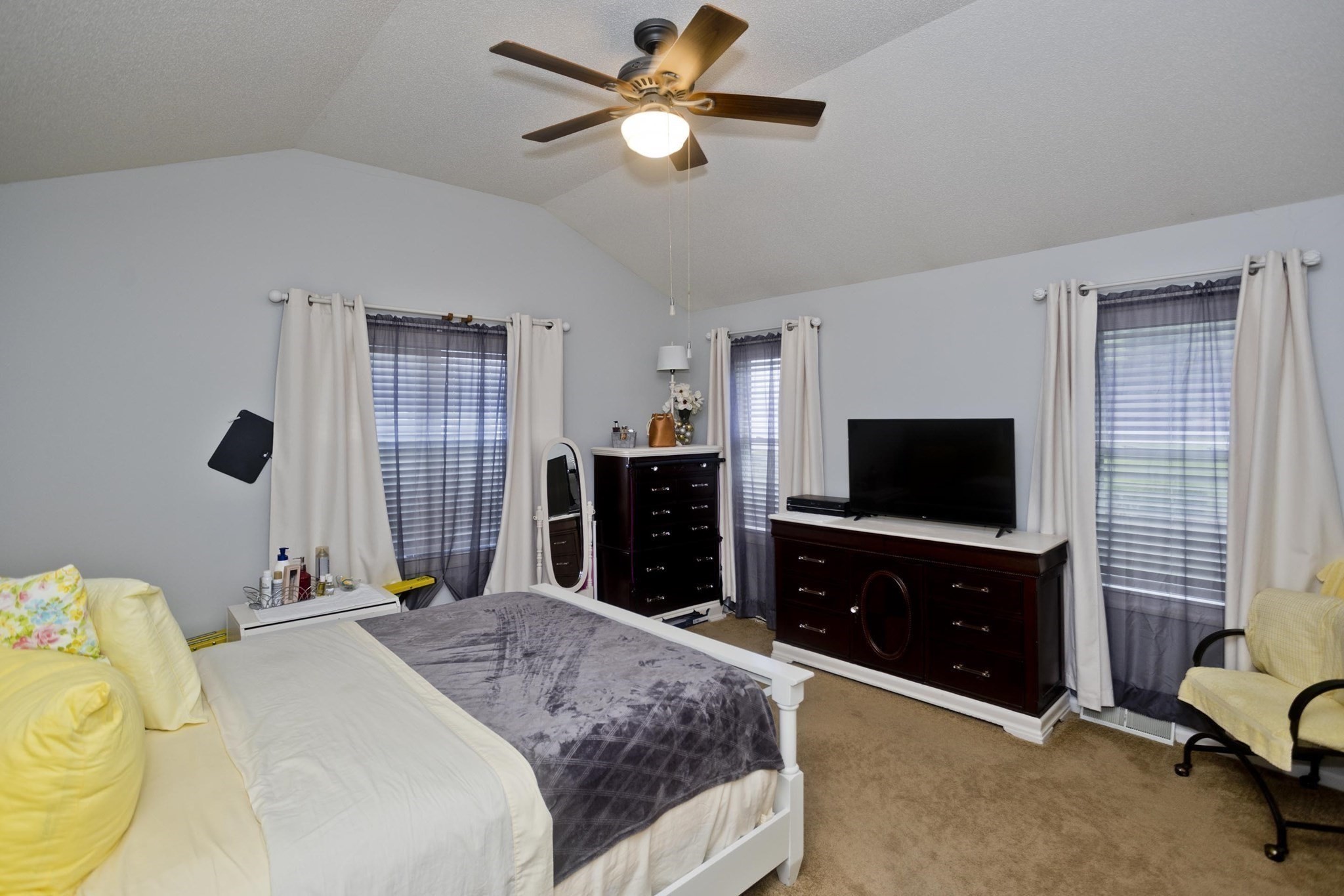 27 Curry Lane # 27 Property Photo 6