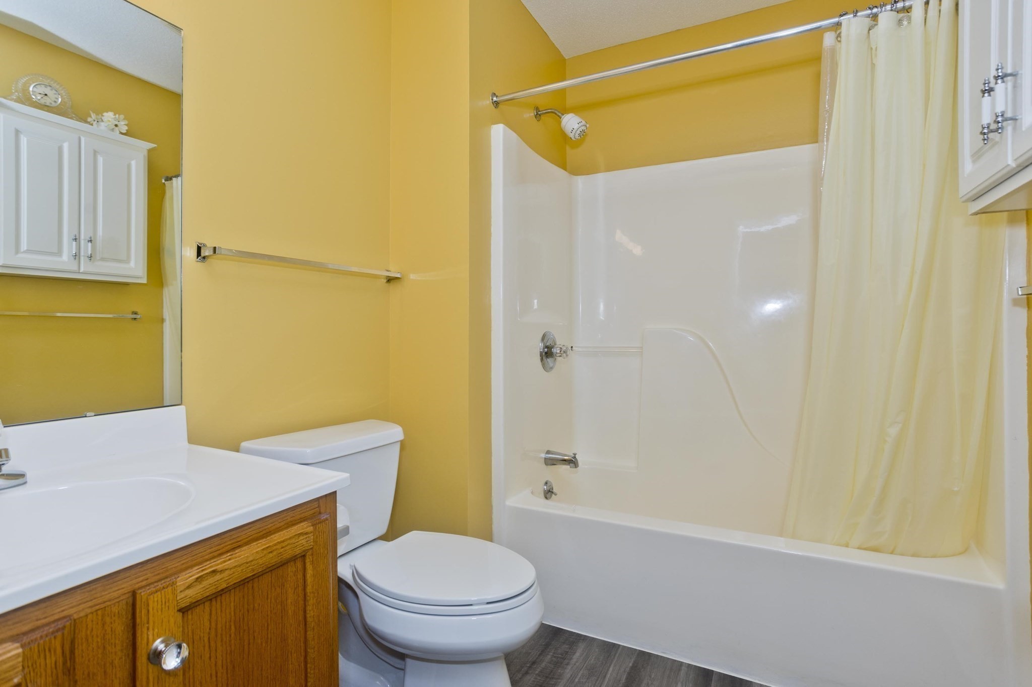 27 Curry Lane # 27 Property Photo 16