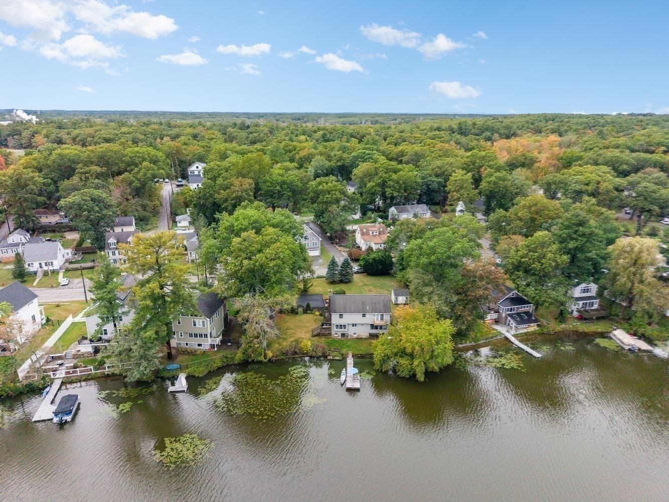 35 Lakeside Blvd Property Photo 35