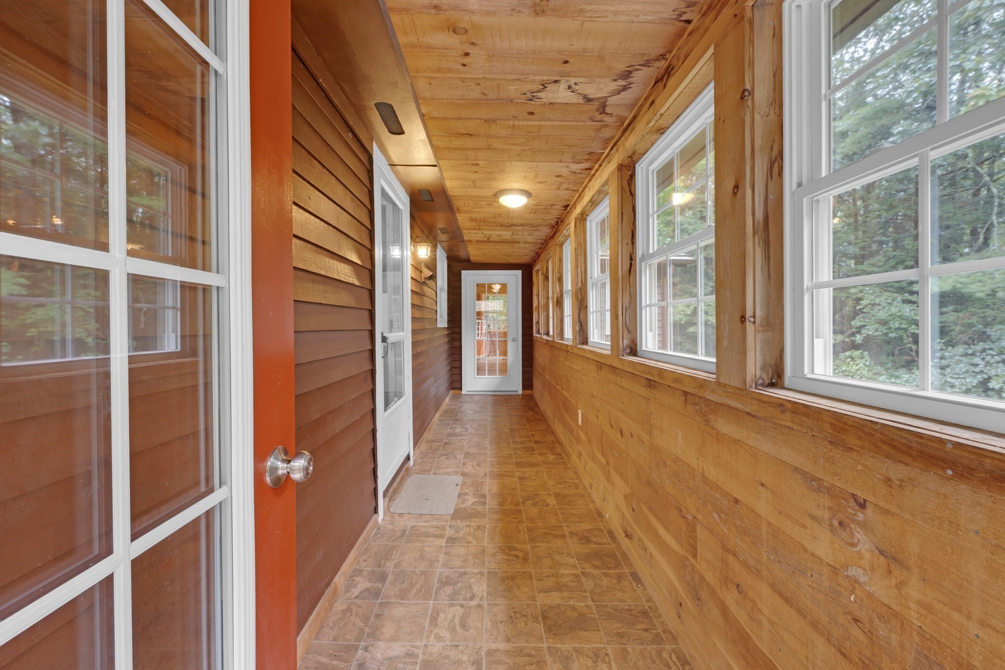 139 Podunk Rd Property Photo 4
