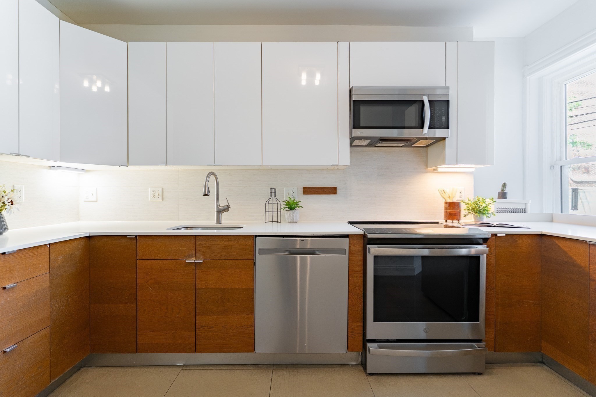 23 Strathmore Road # 1a Property Photo 11