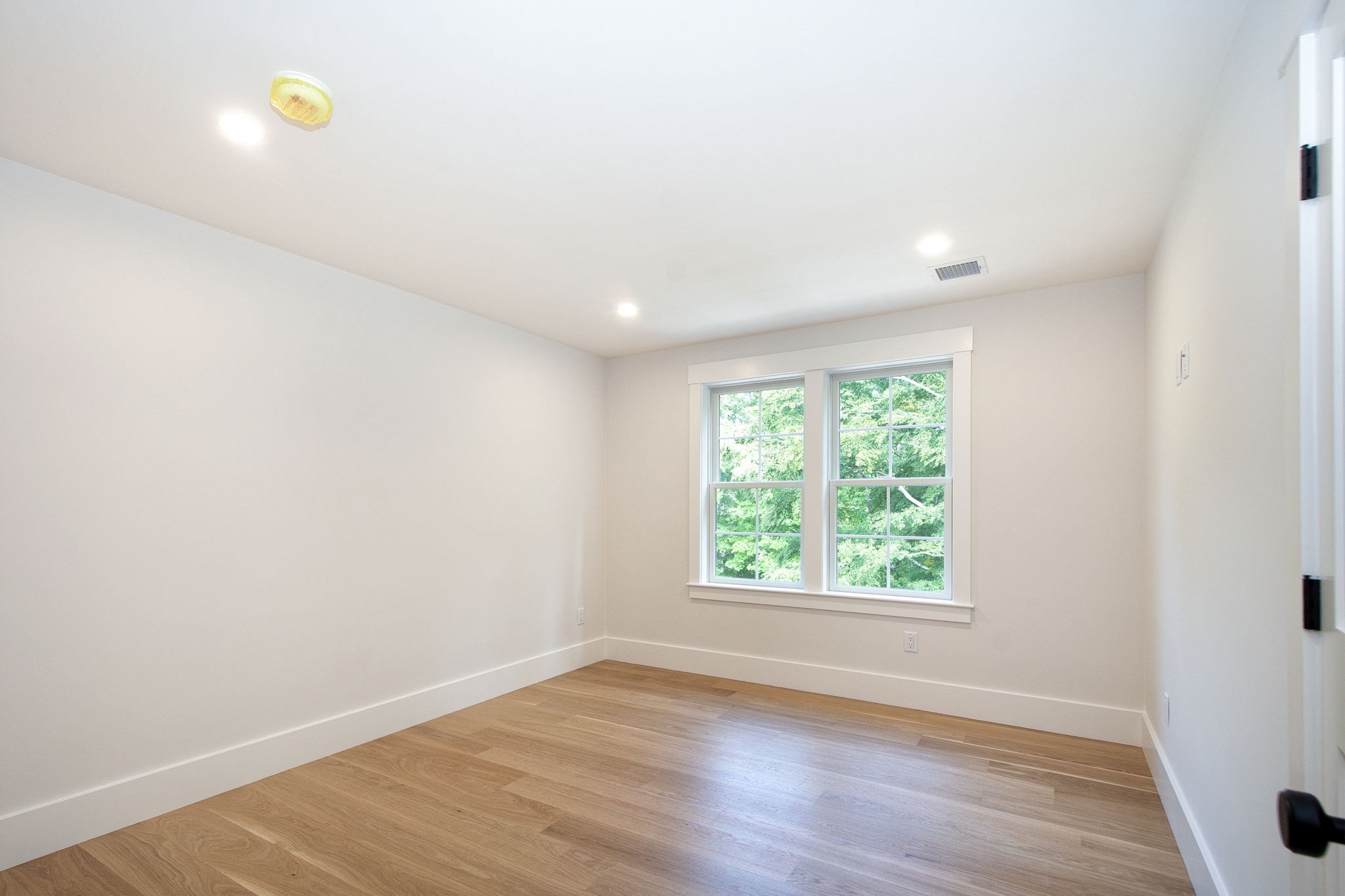 334 Summer Street Property Photo 25