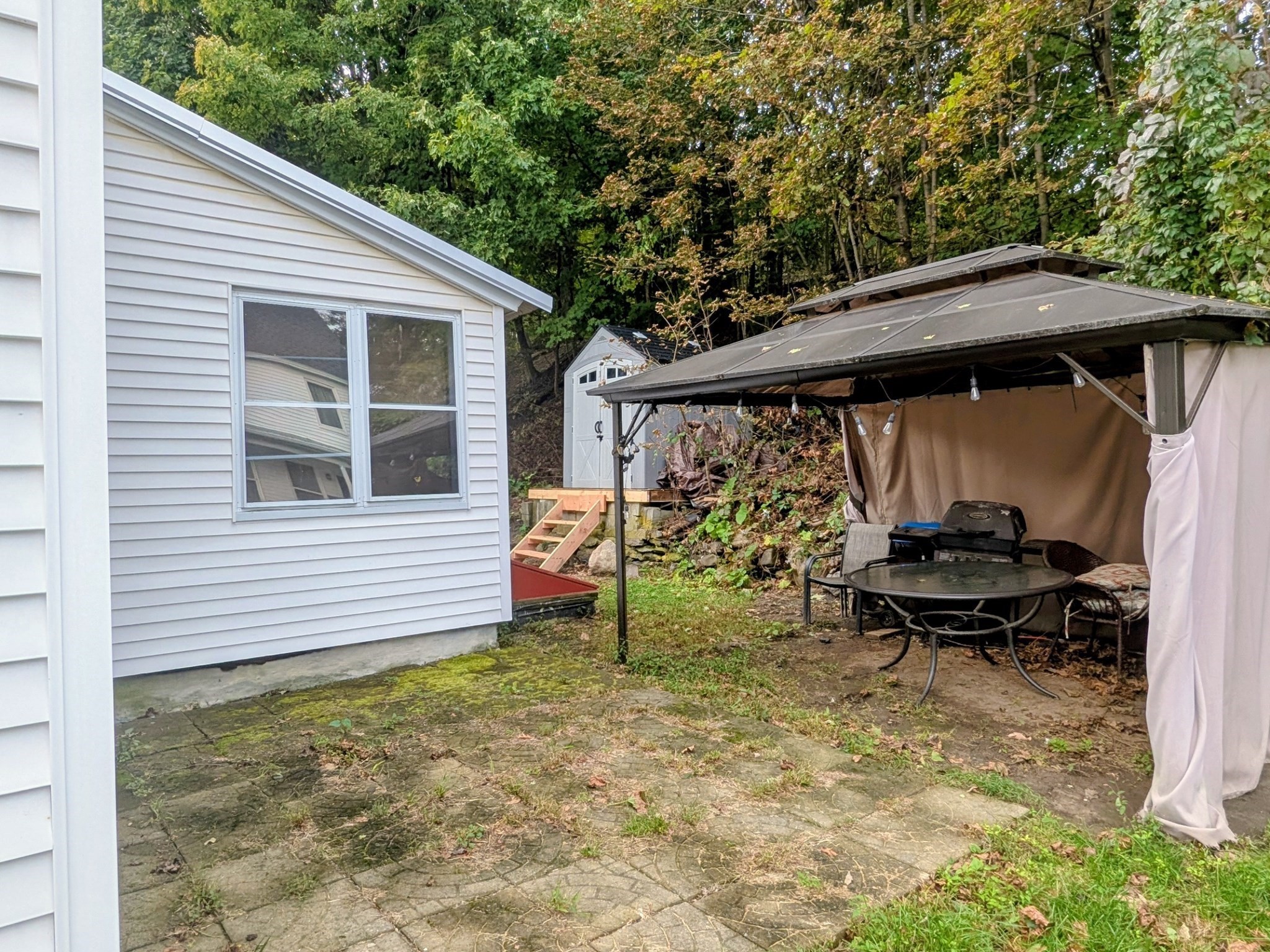 96 N Main St Property Photo 19