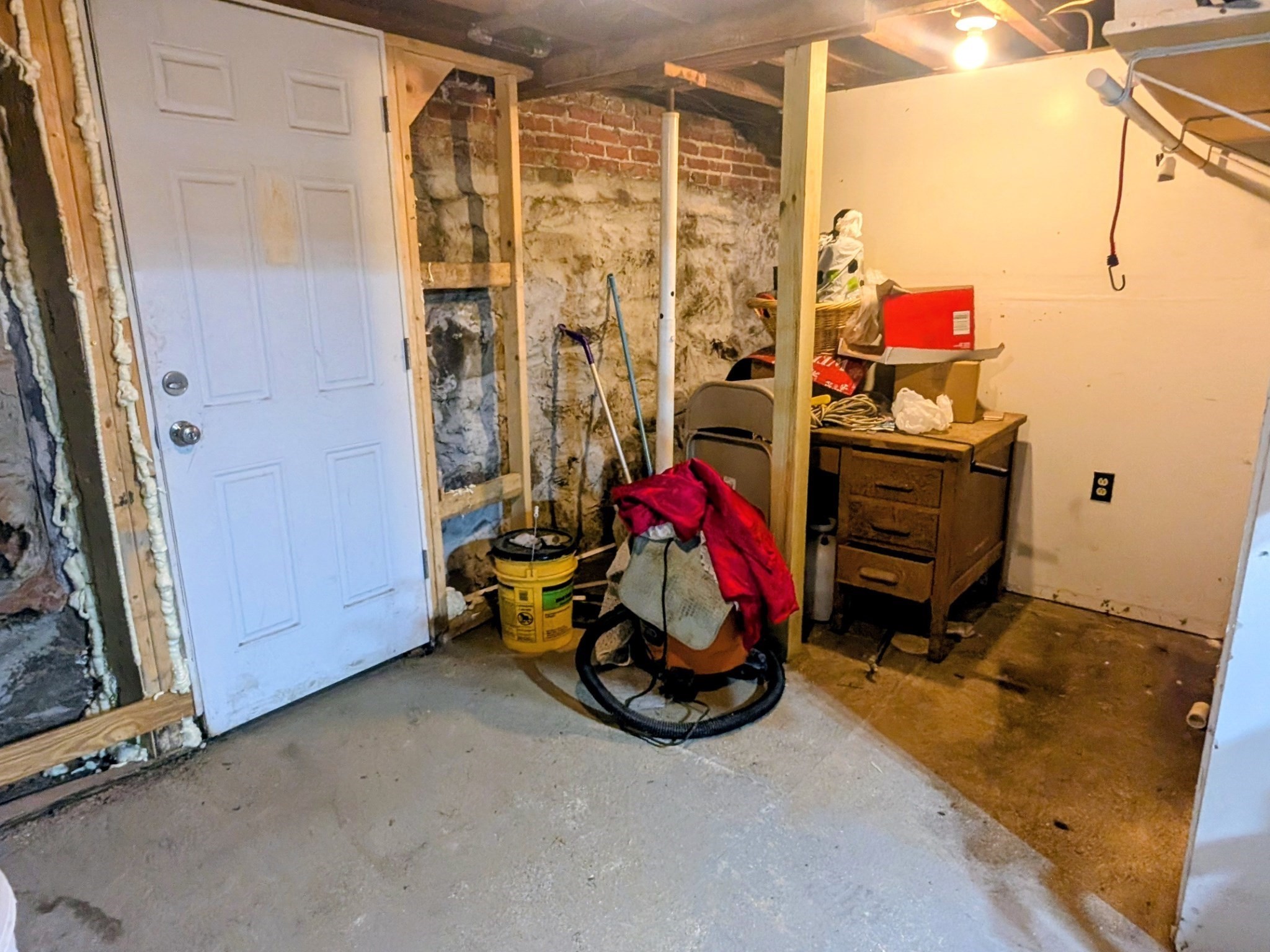 96 N Main St Property Photo 25
