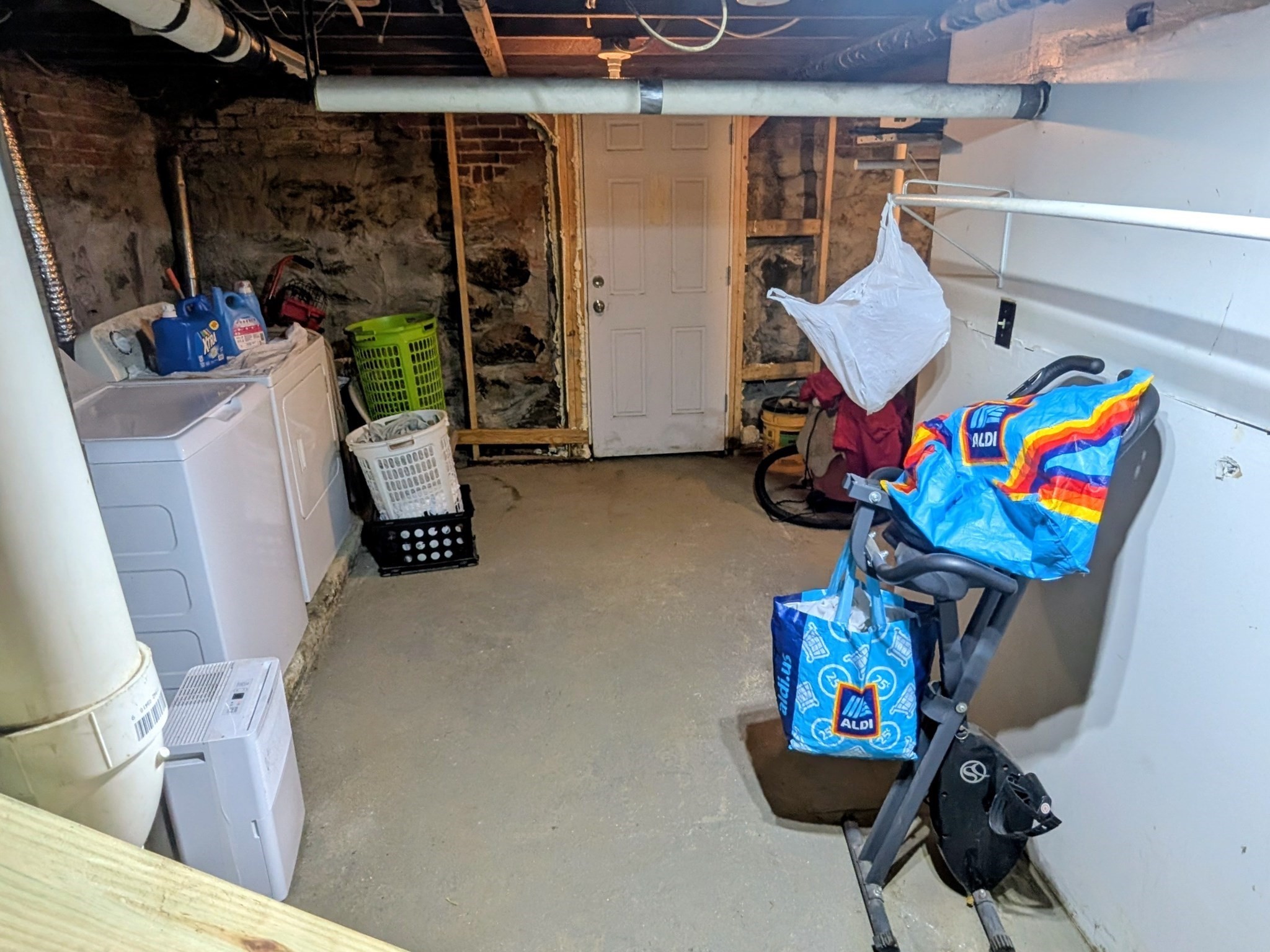 96 N Main St Property Photo 26