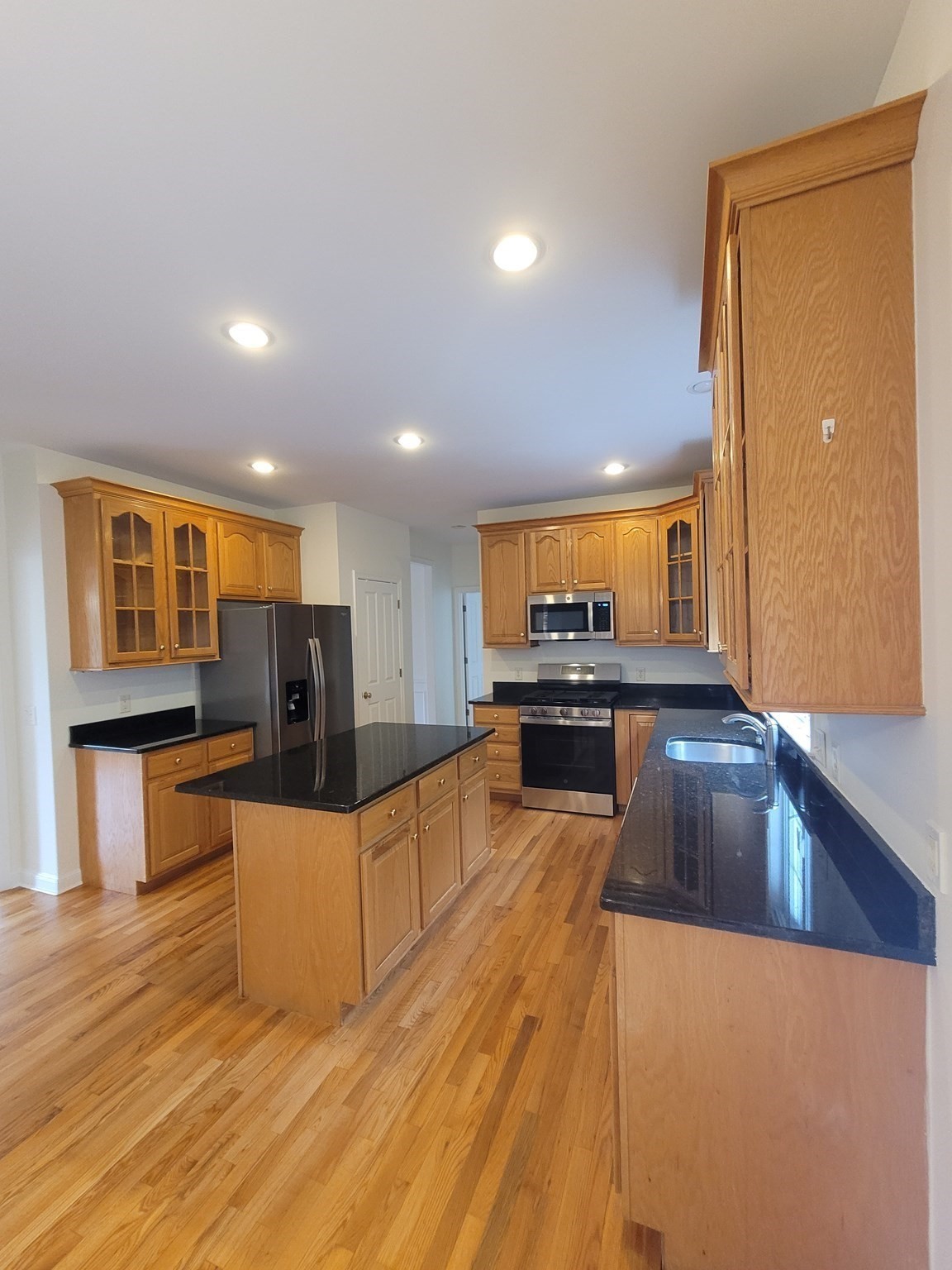 14 Aldrich Way Property Photo 2