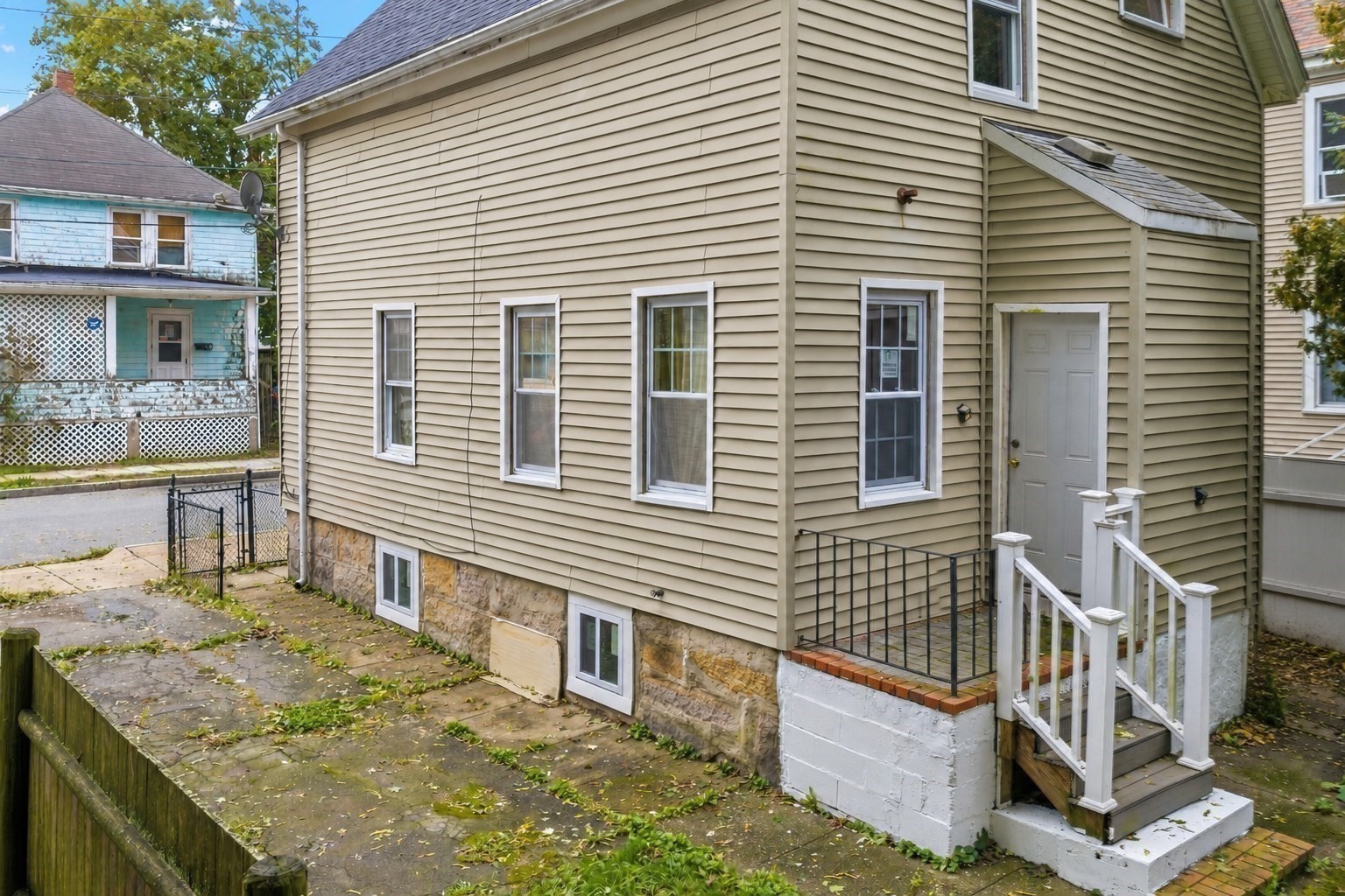 96 Pierce St Property Photo 7