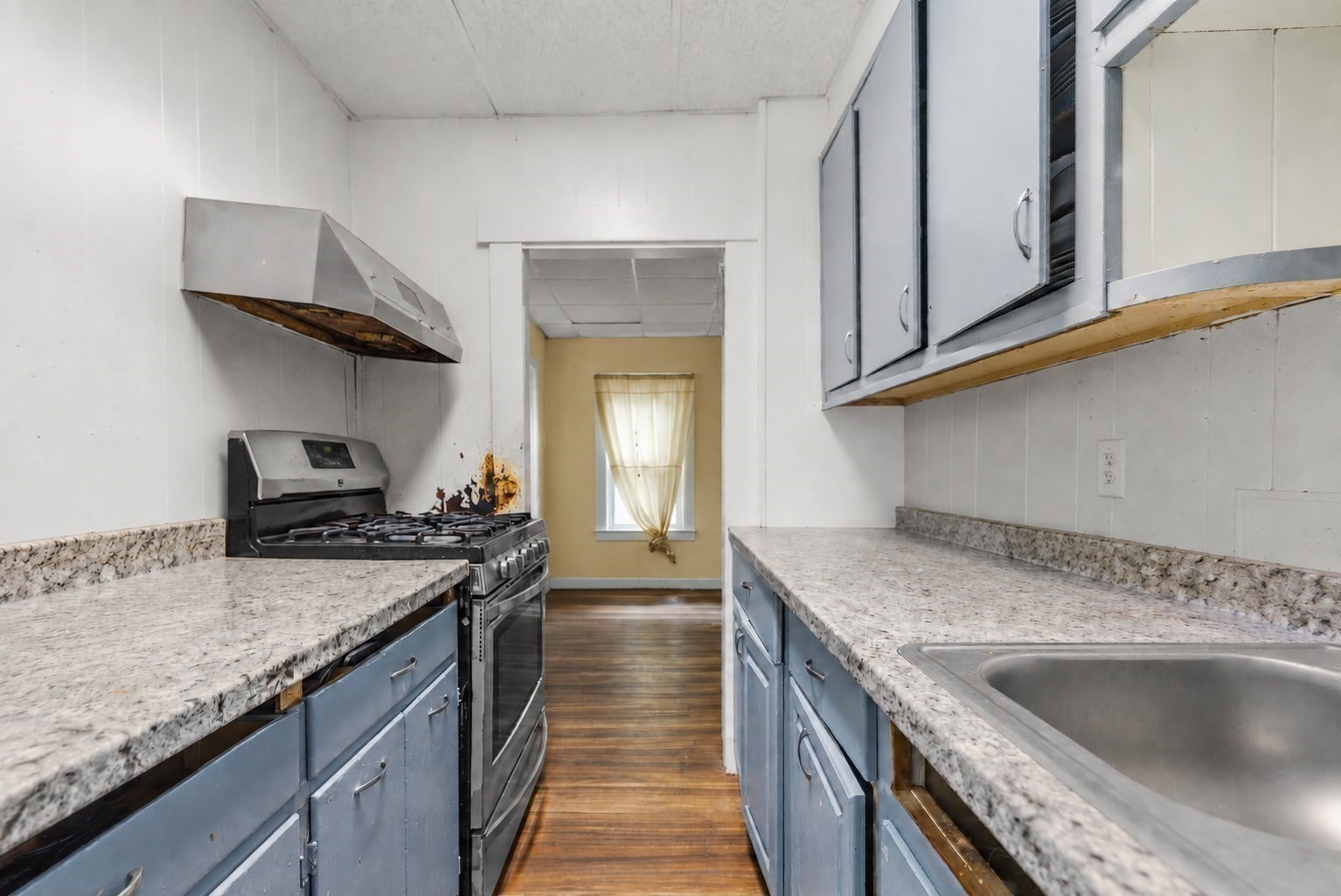 96 Pierce St Property Photo 11