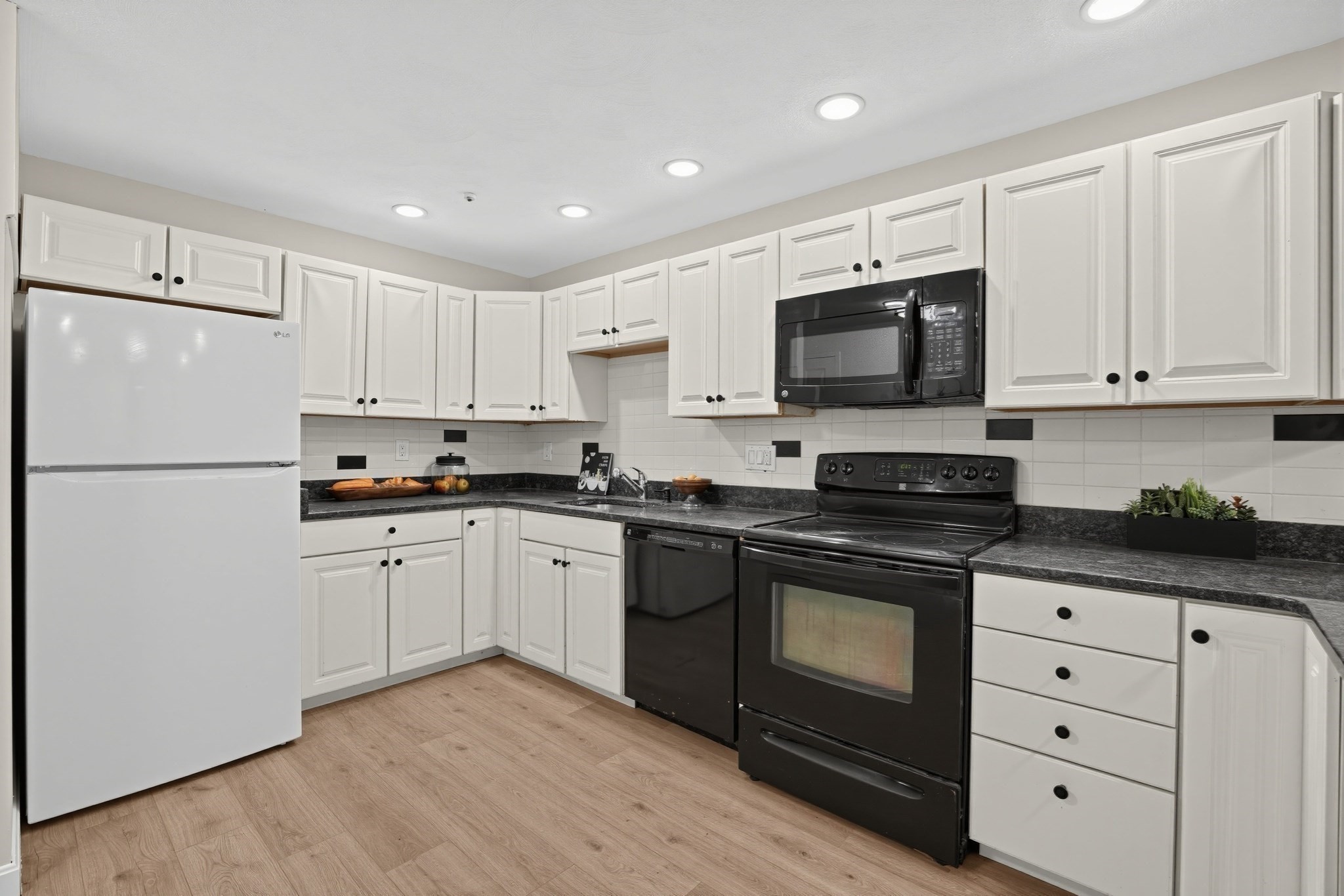 595 Revere Beach Parkway # 6 Property Photo 9