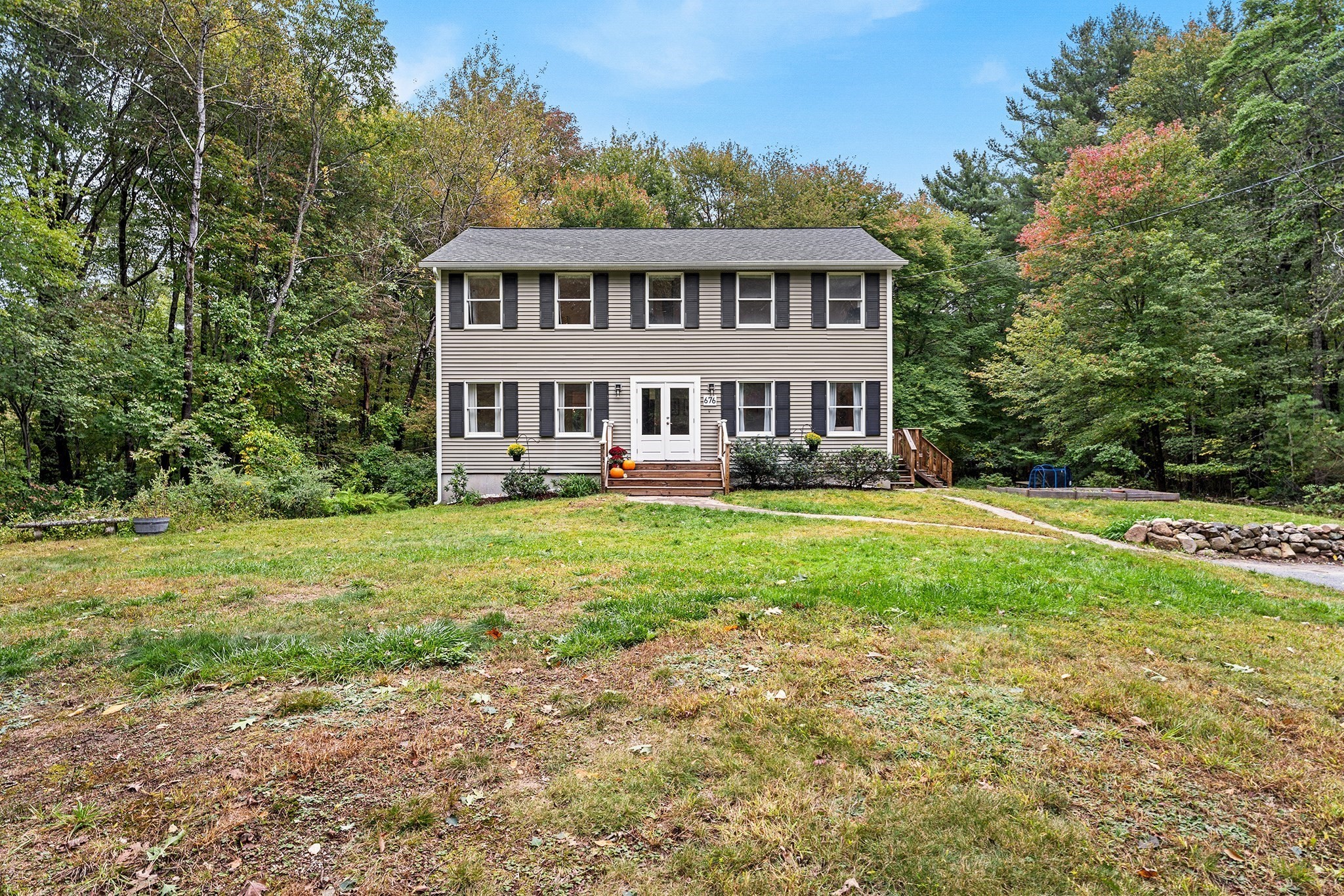 676 West St Property Photo 1