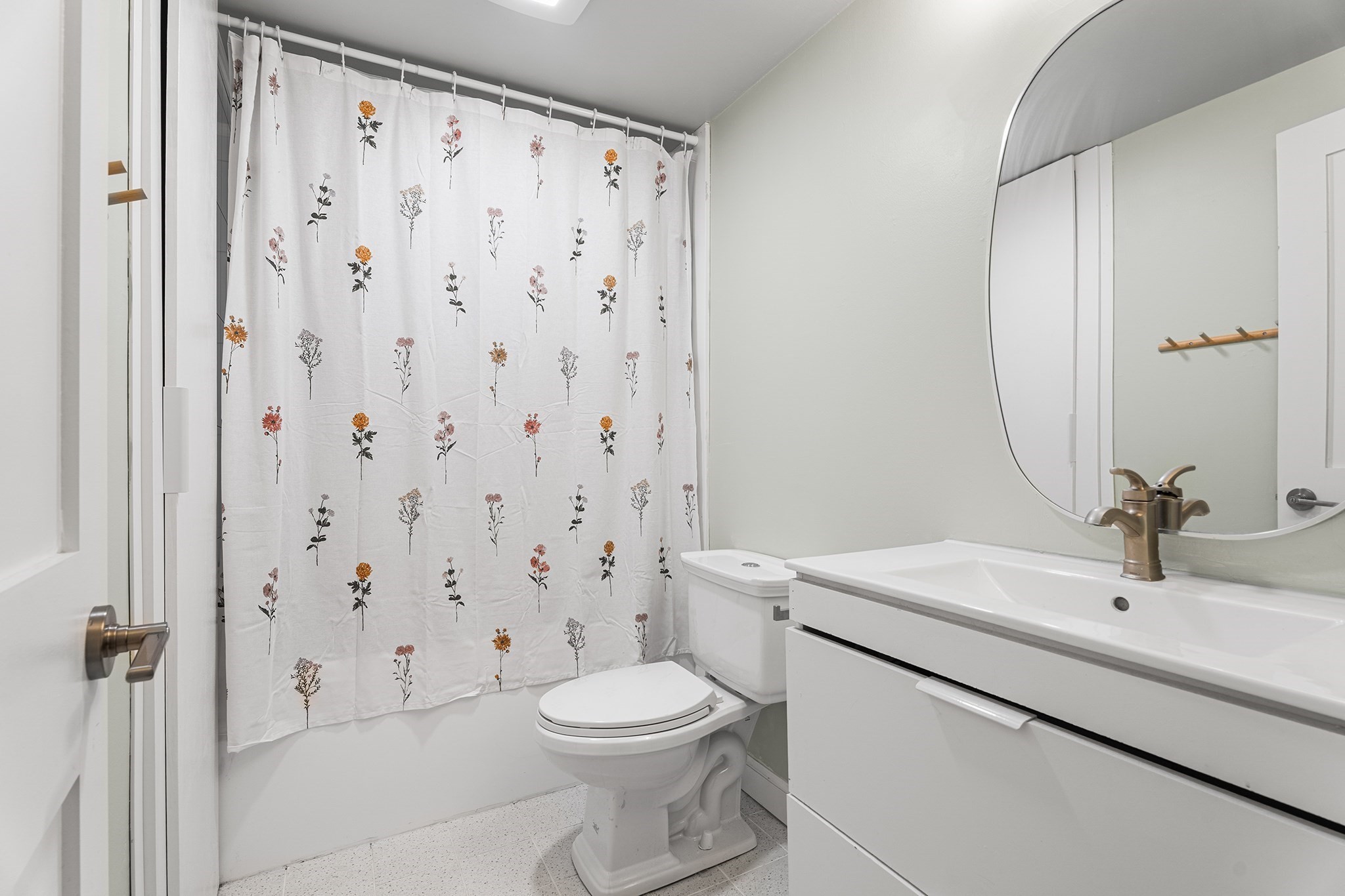676 West St Property Photo 24