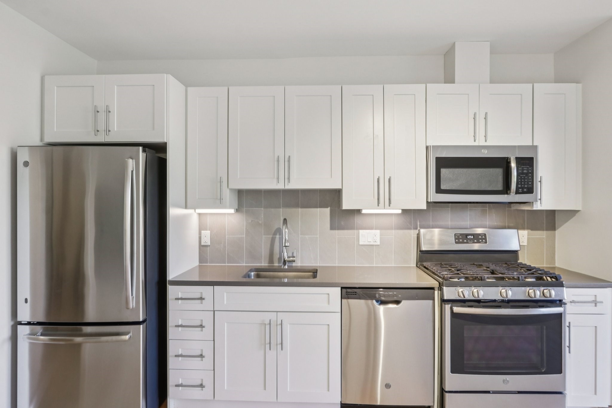 77 New # 322 Property Photo 2