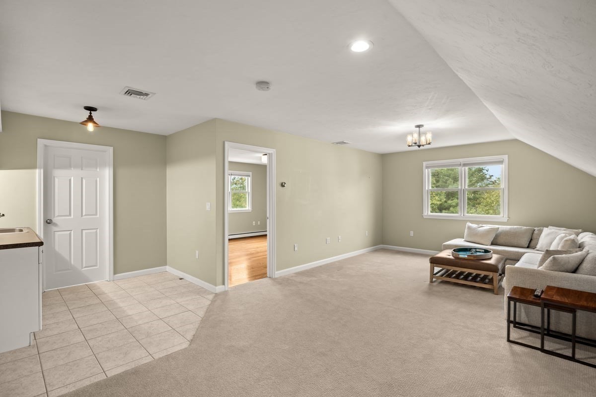 20 Harvest Ln Property Photo 26