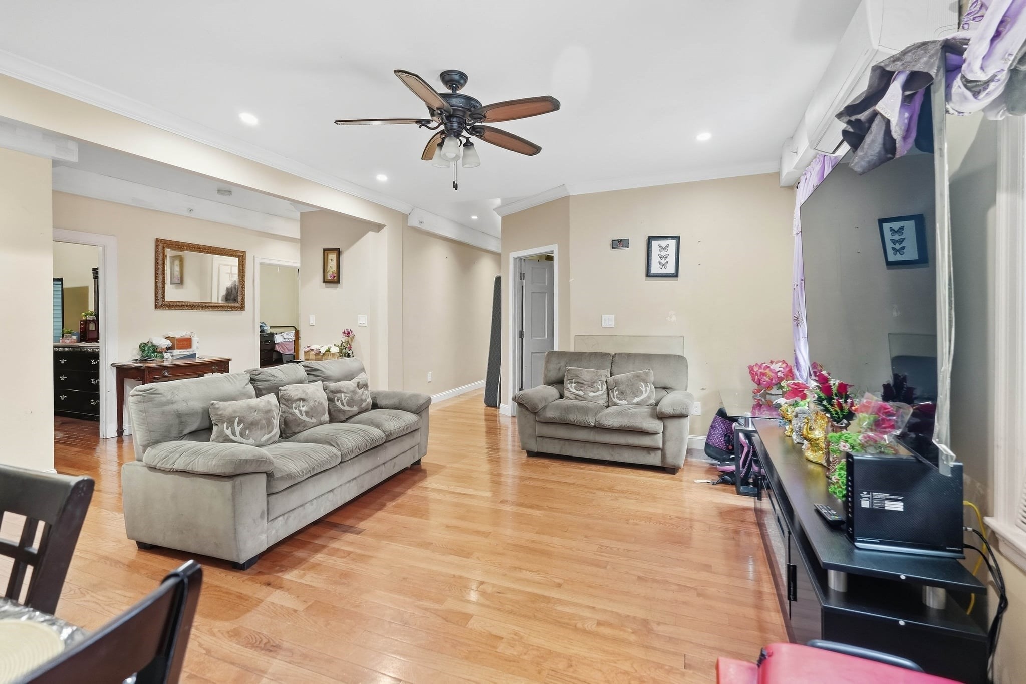 47 Broad St Property Photo 11