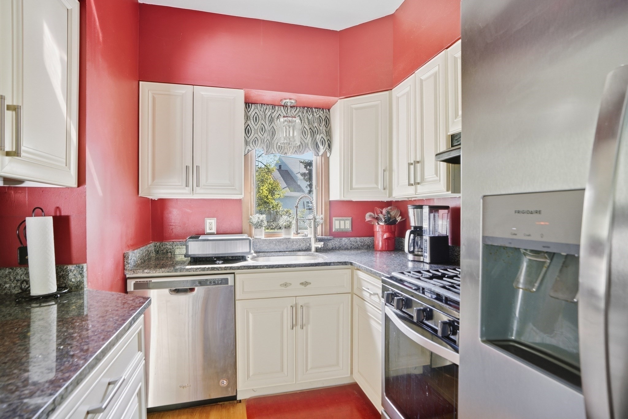 27 Arthur St Property Photo 12