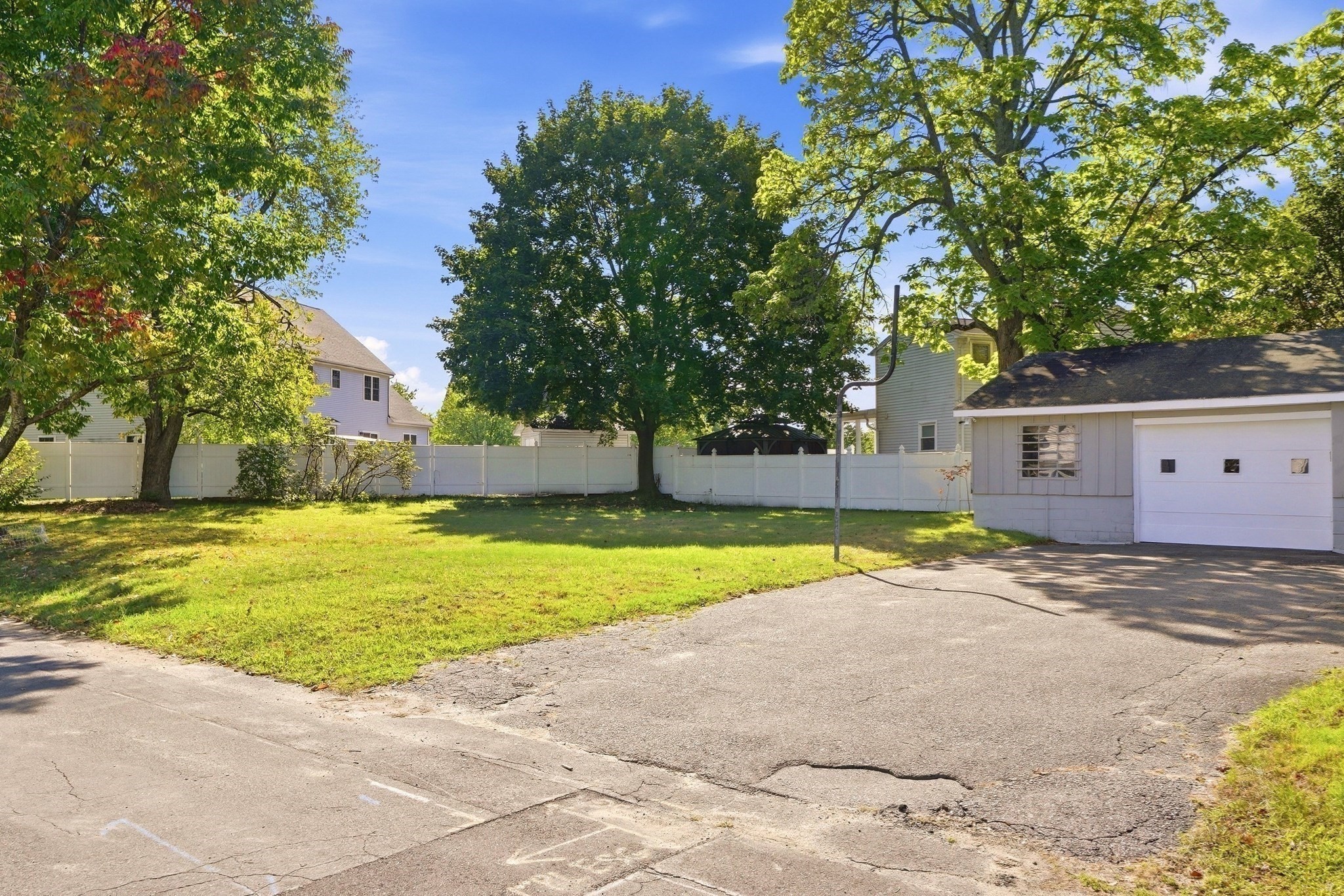 27 Arthur St Property Photo 35