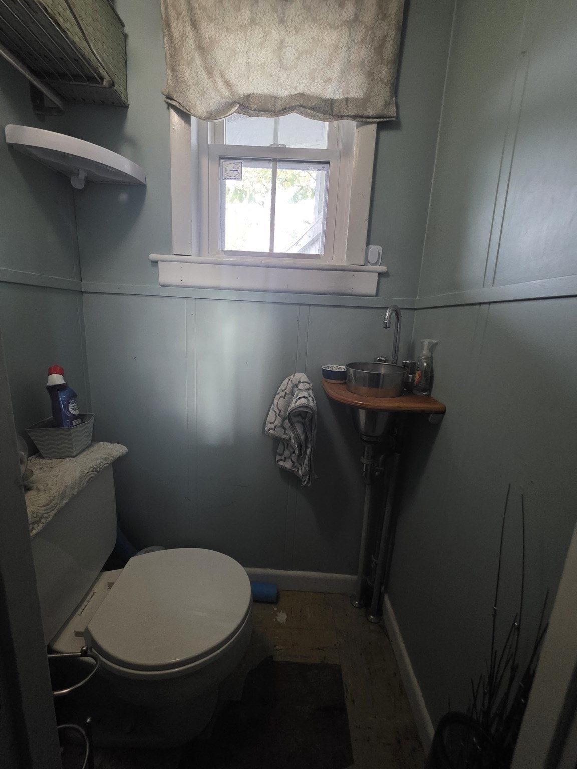86 Main St Property Photo 14