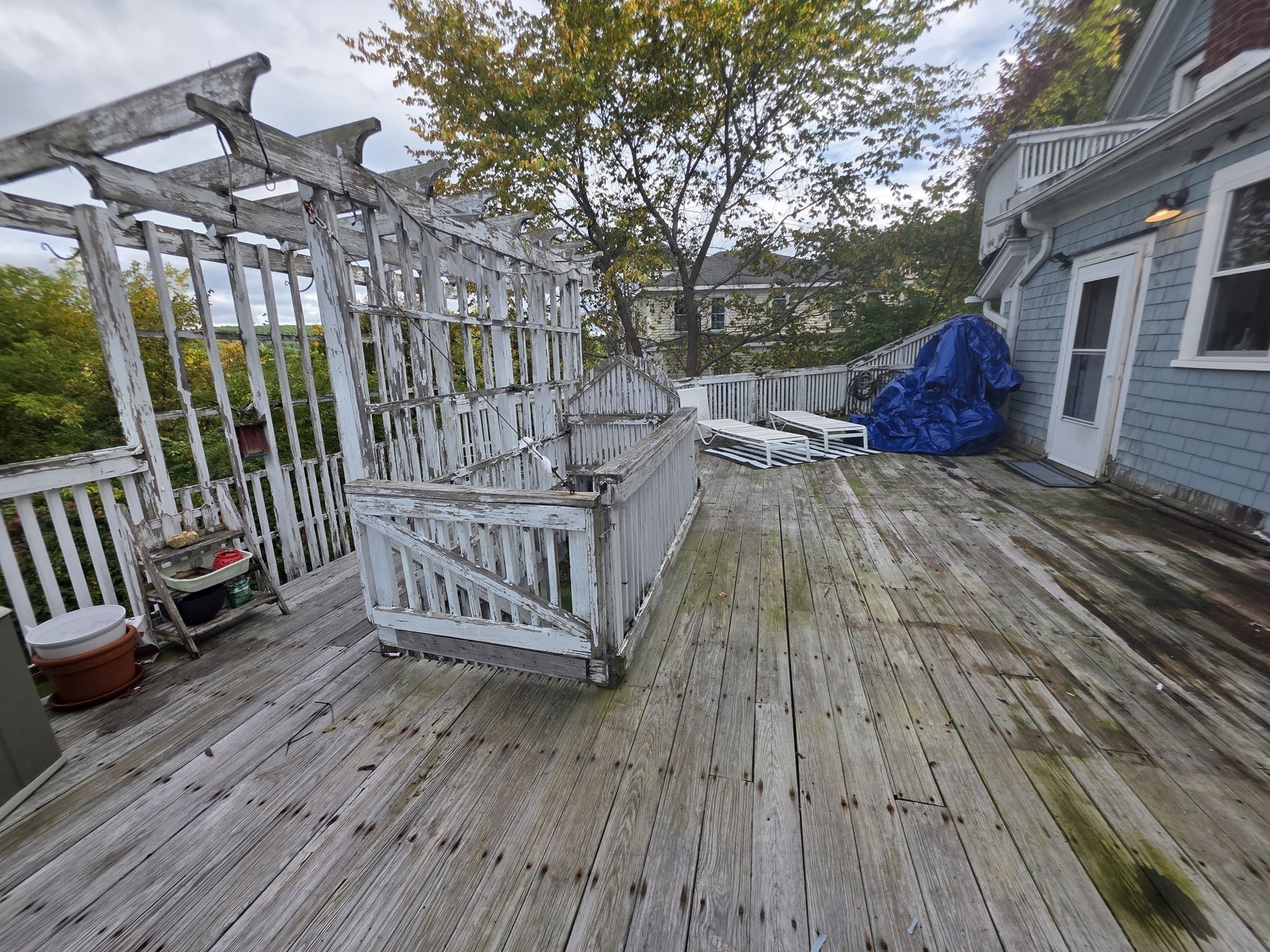 86 Main St Property Photo 37