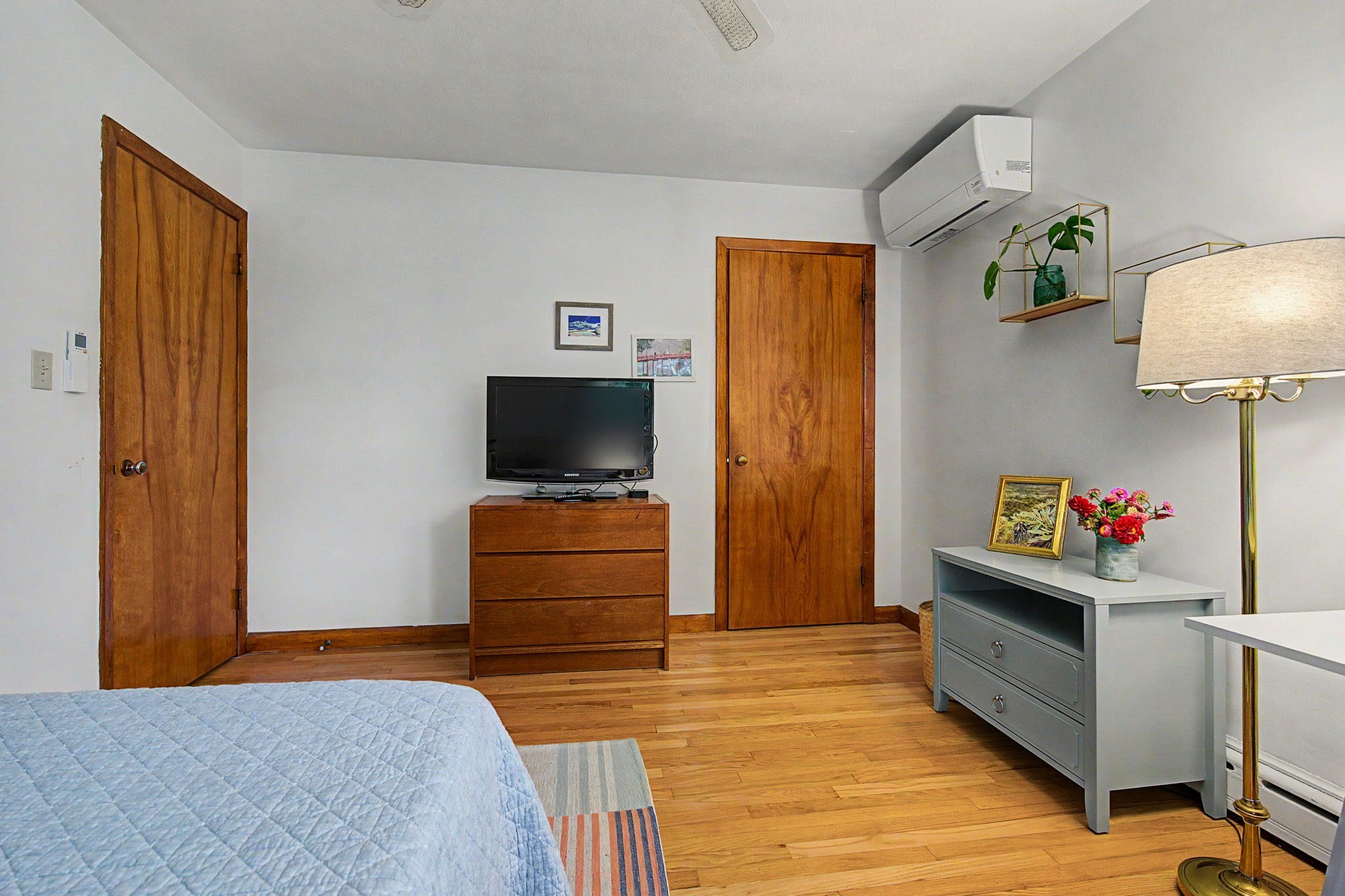 10 Alden St Property Photo 19