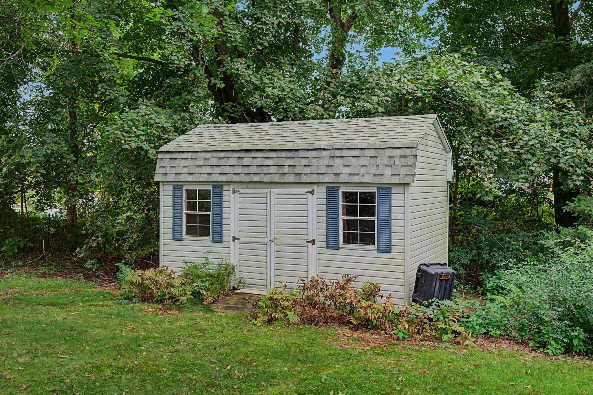 10 Alden St Property Photo 31