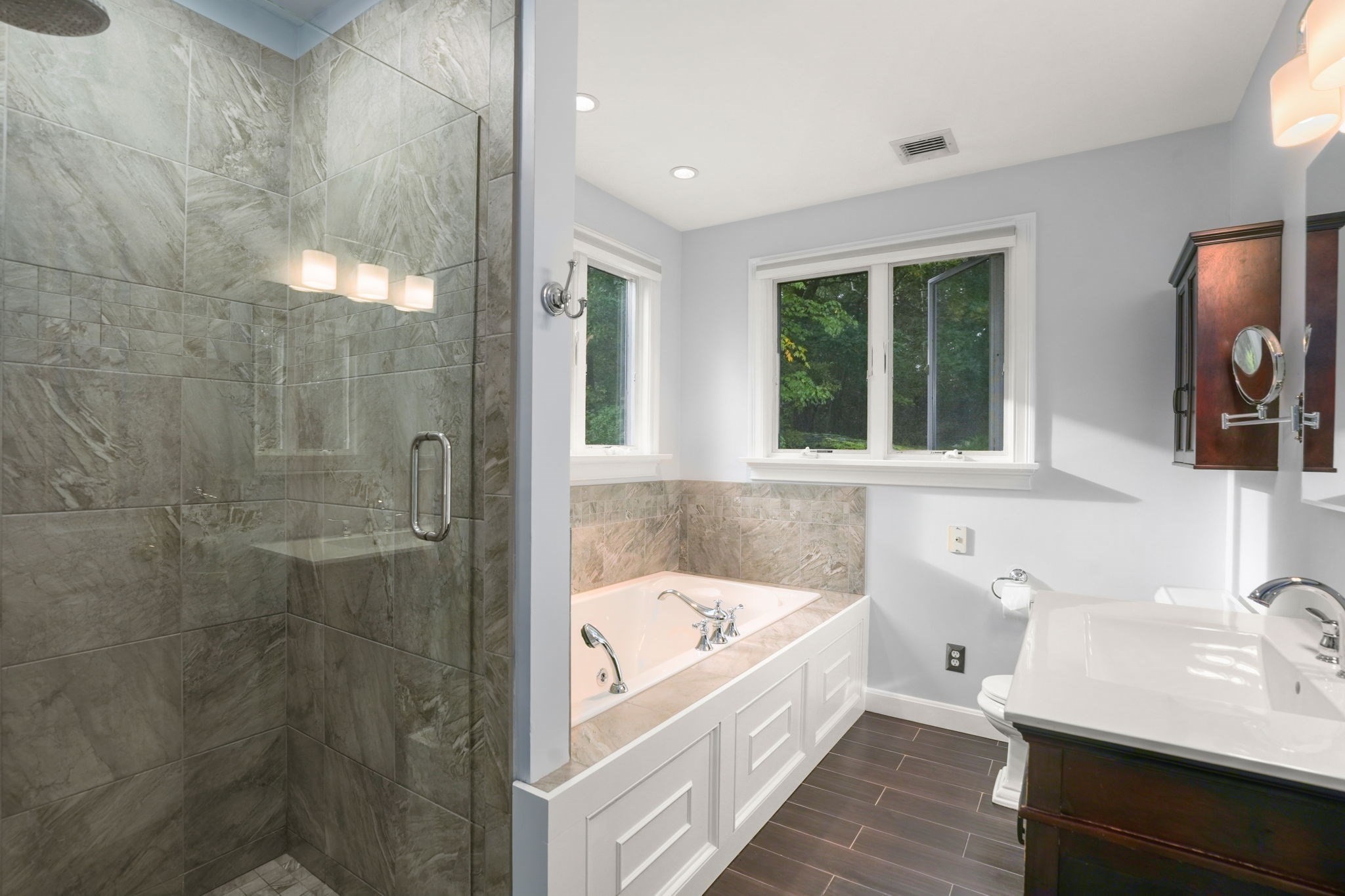 55 Brook Farm Rd Property Photo 17
