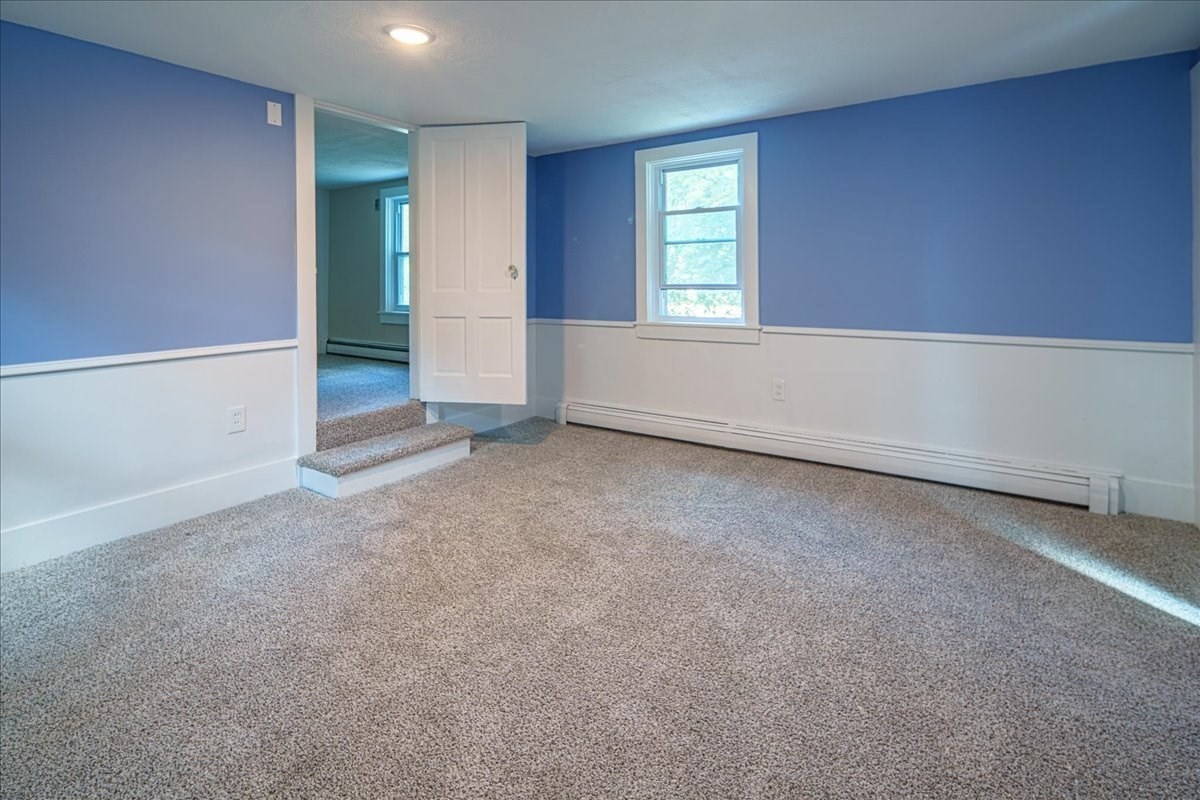 687 Main St Property Photo 15