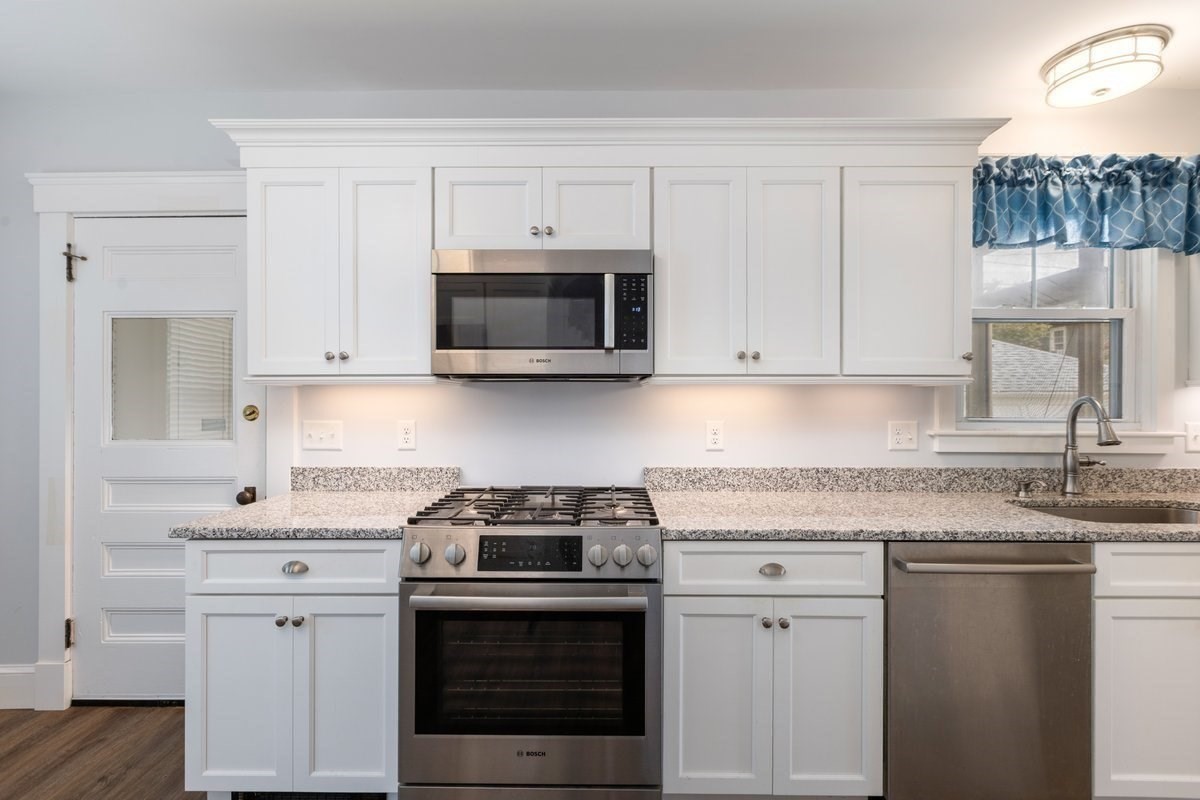 20 Lexington Ave Property Photo 15
