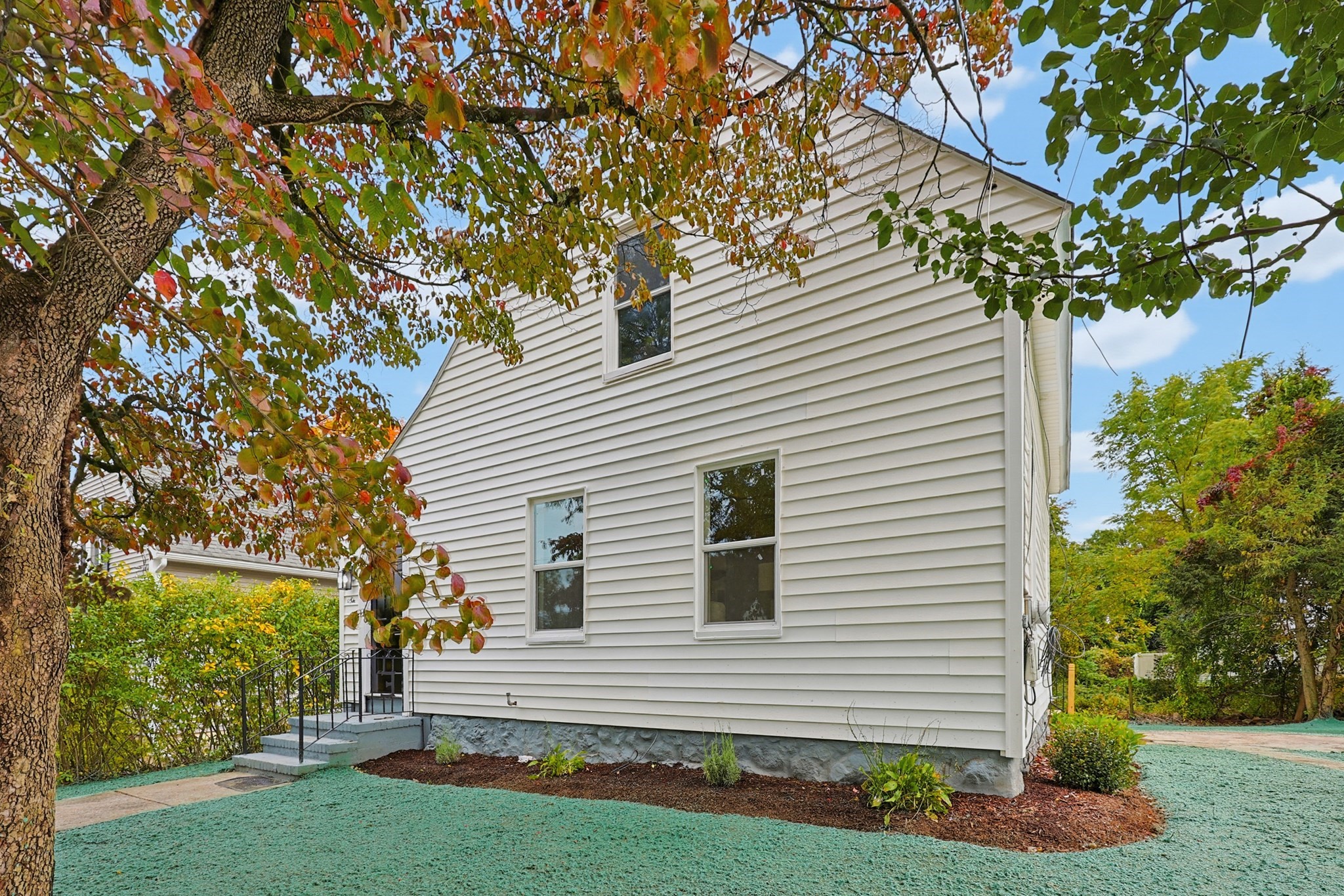 6 Harris Ave Property Photo 1