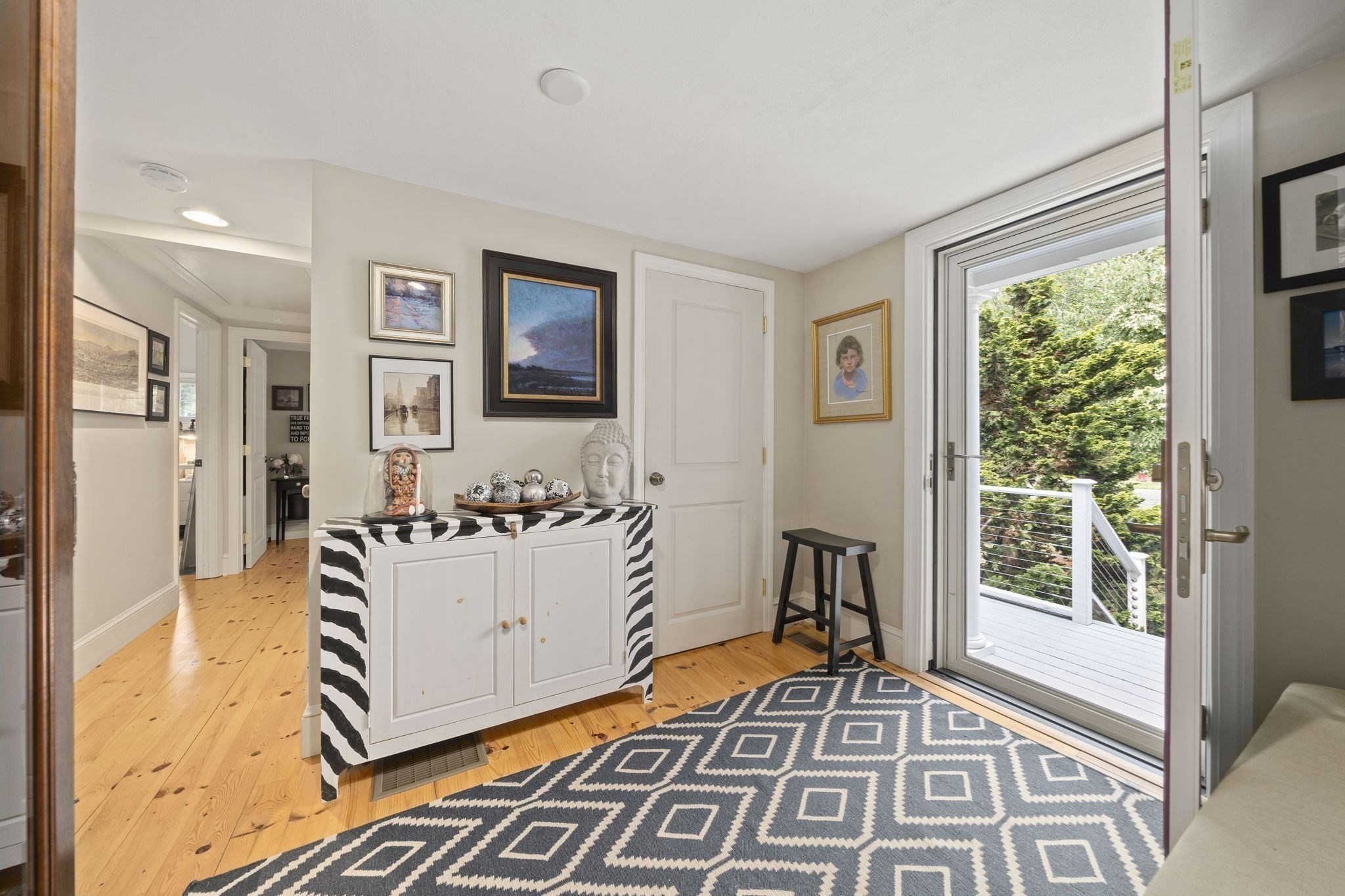 7 Elliot St Property Photo 2