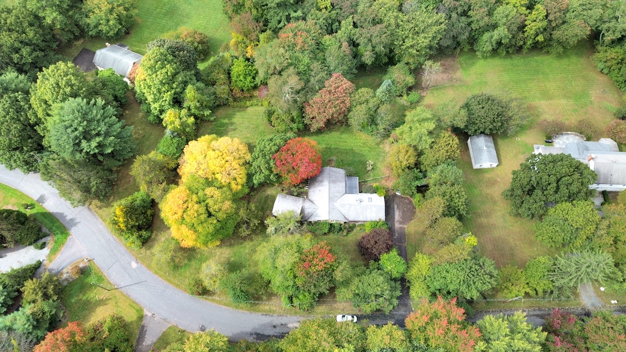 16 Ward Lane Property Photo 1
