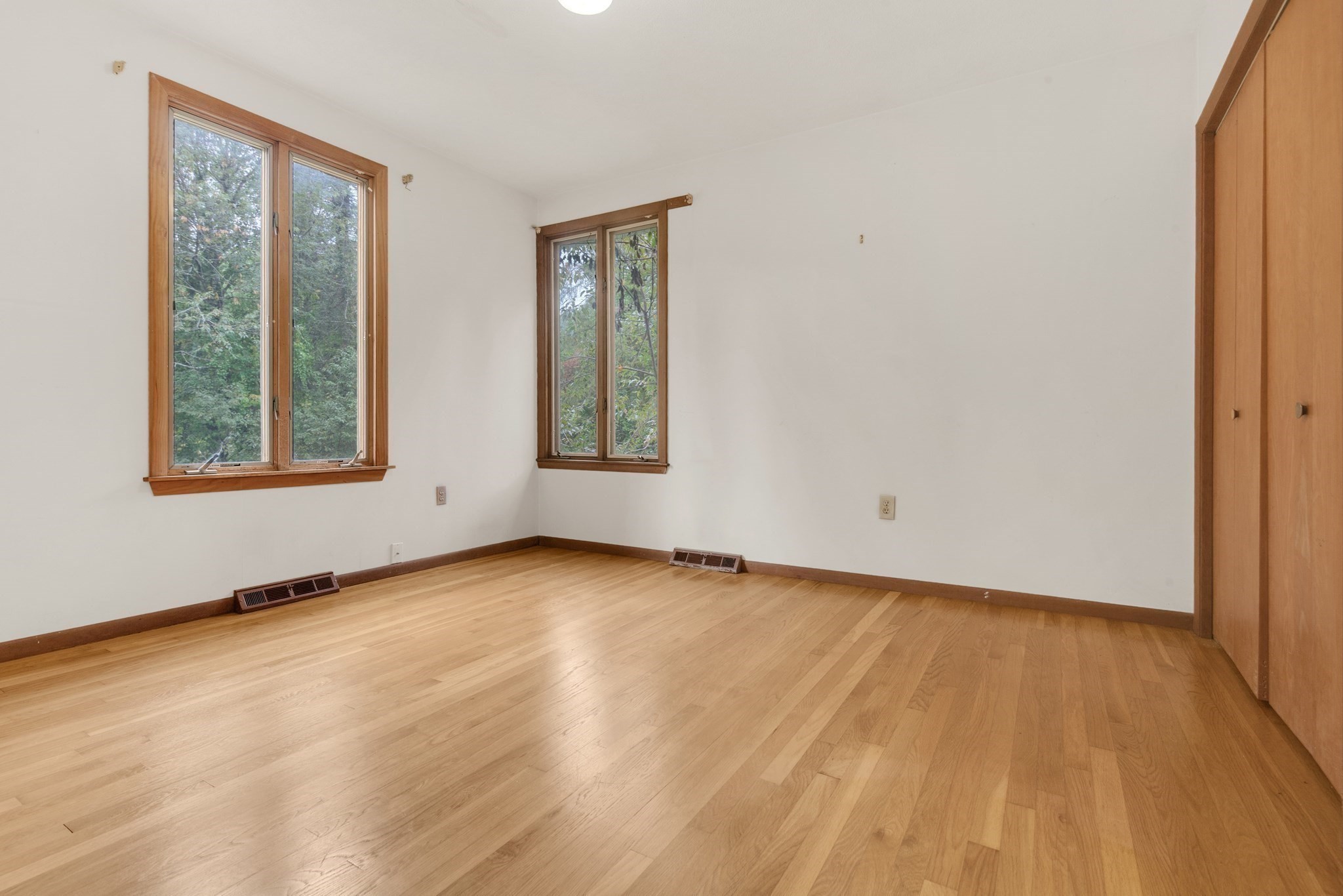16 Ward Lane Property Photo 17