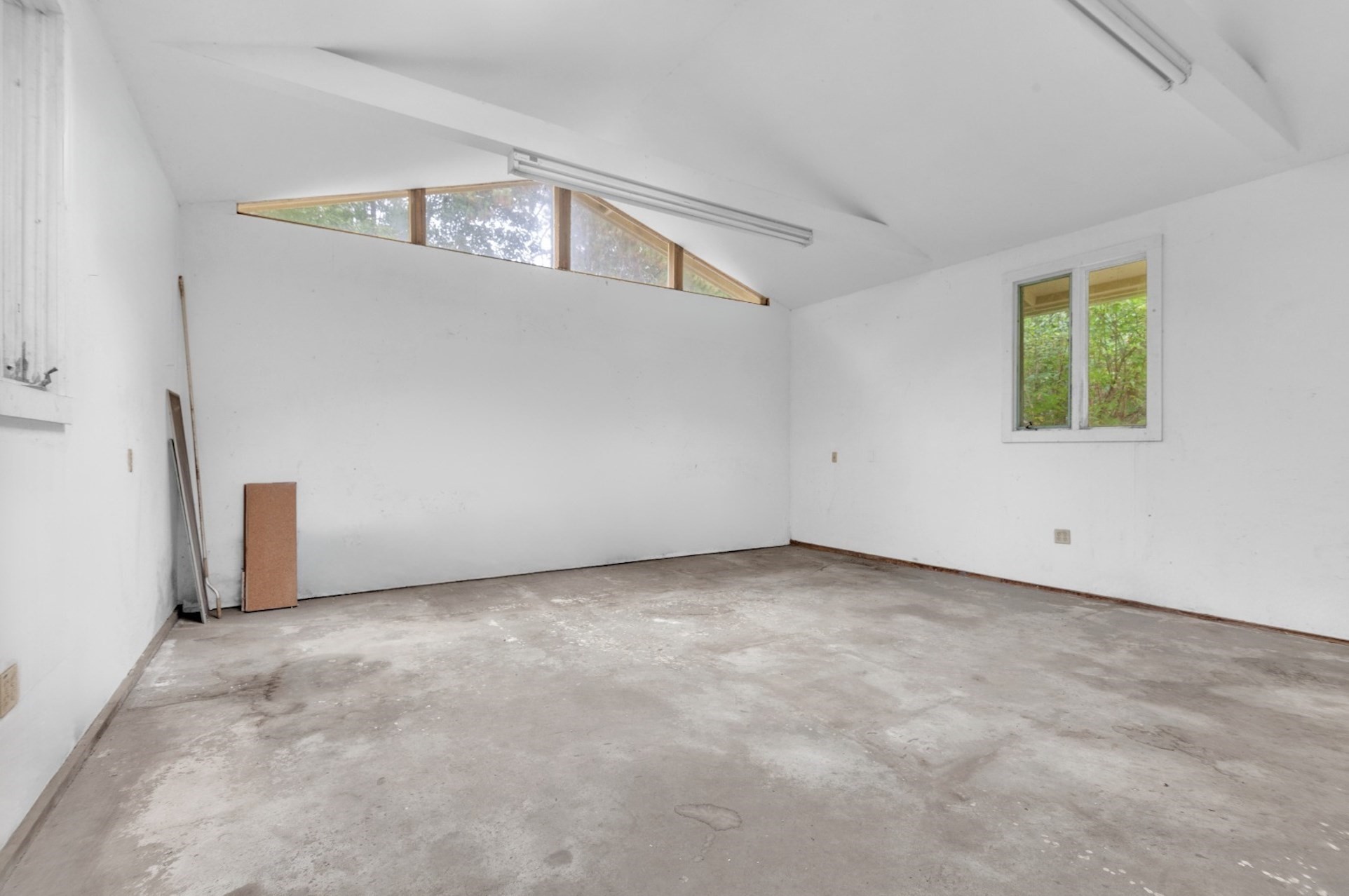 16 Ward Lane Property Photo 31