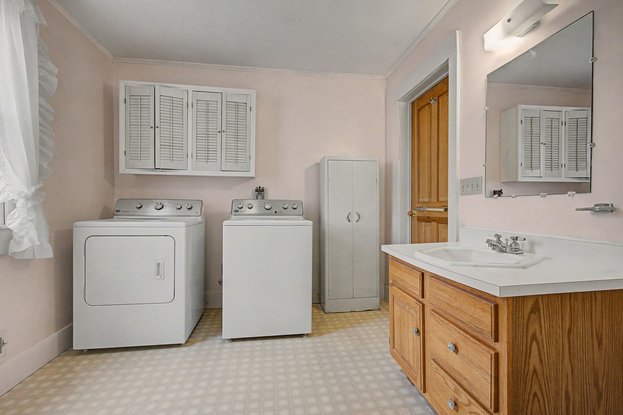 13 East St Property Photo 22