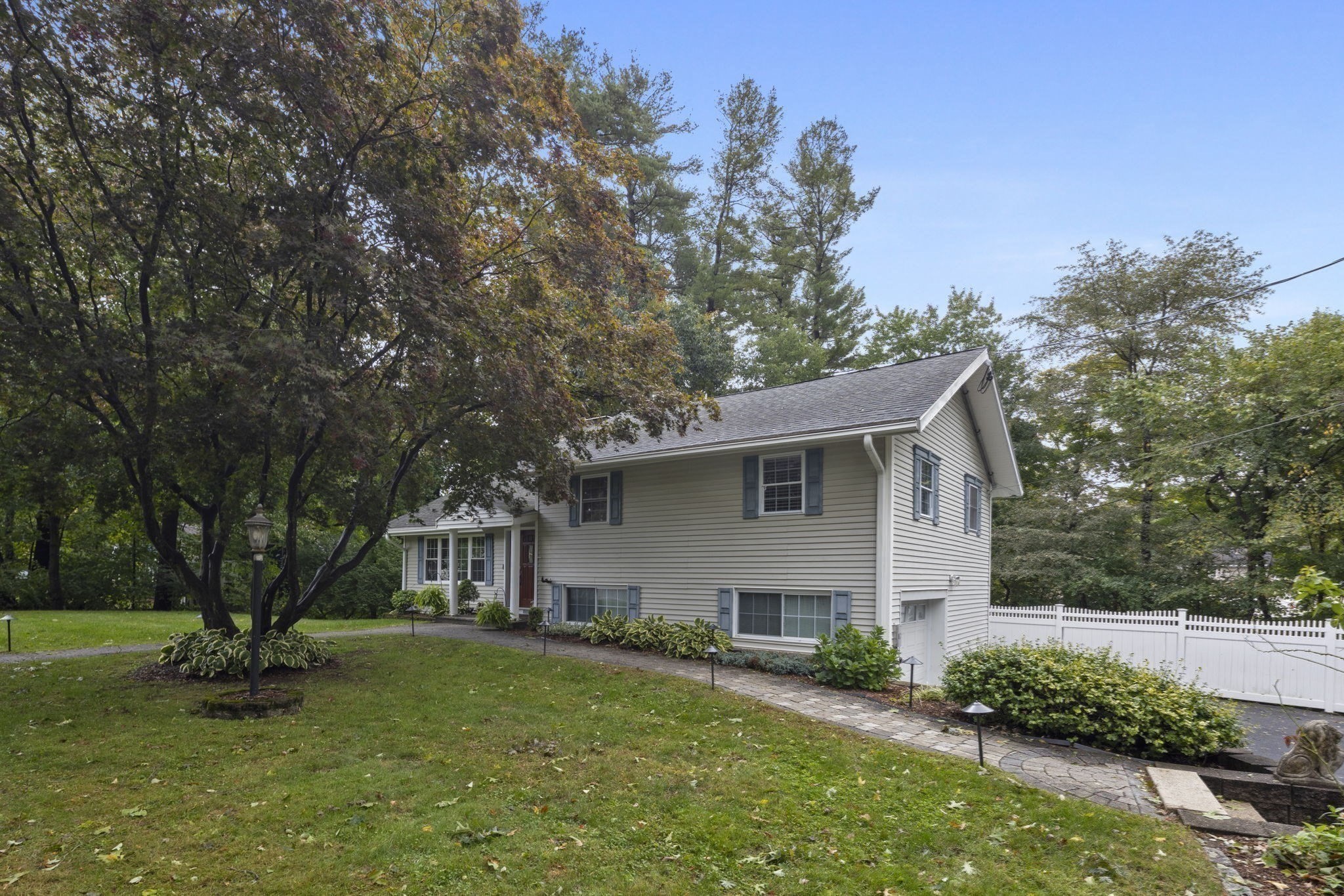 8 Patley Rd Property Photo 2