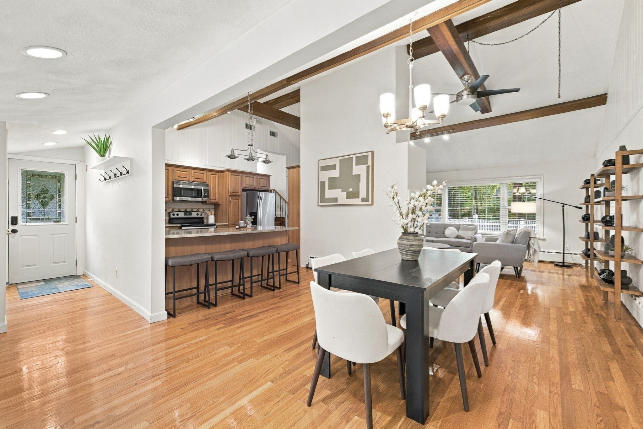 8 Patley Rd Property Photo 14