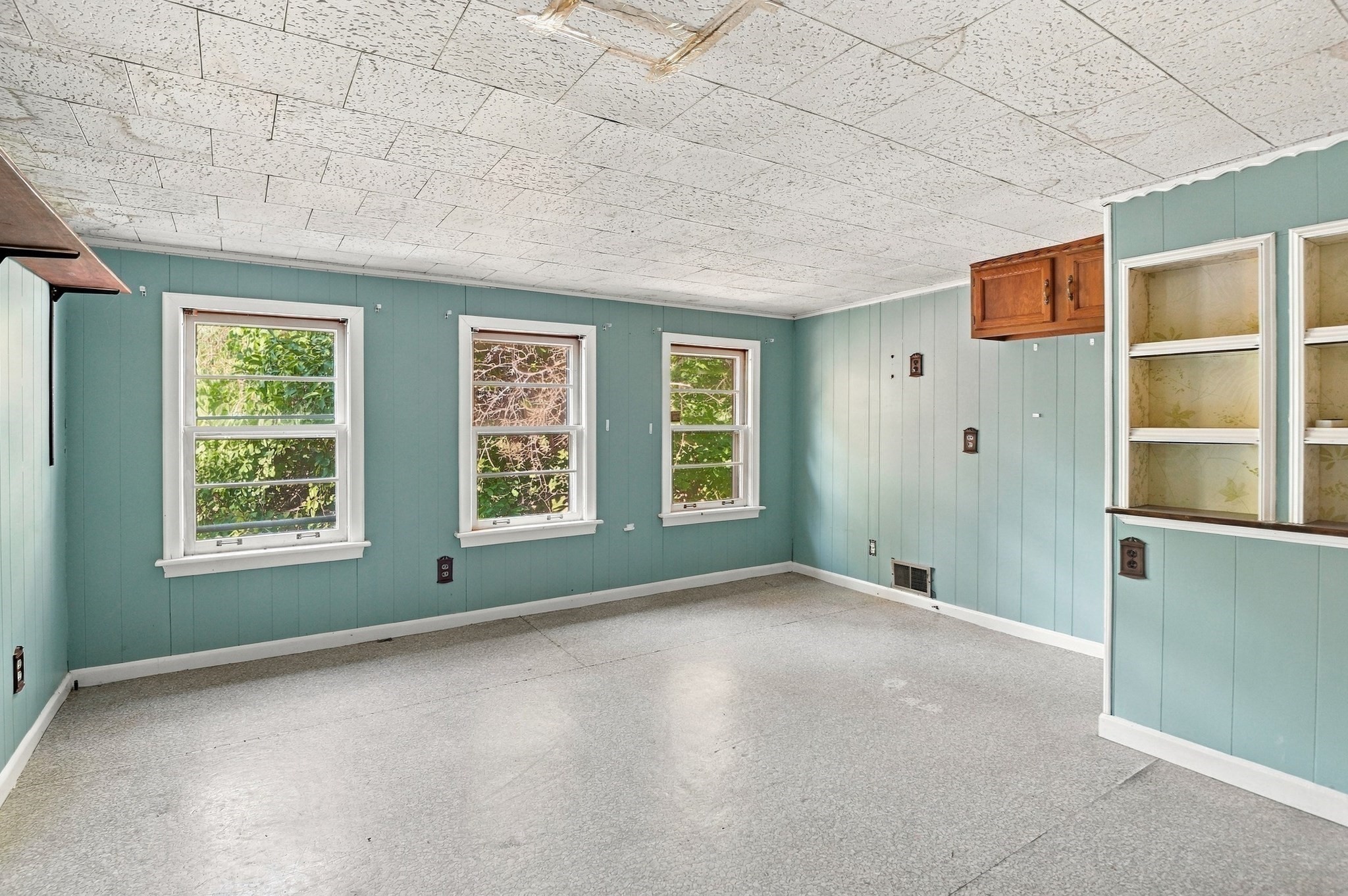 306 Leominster Road Property Photo 24