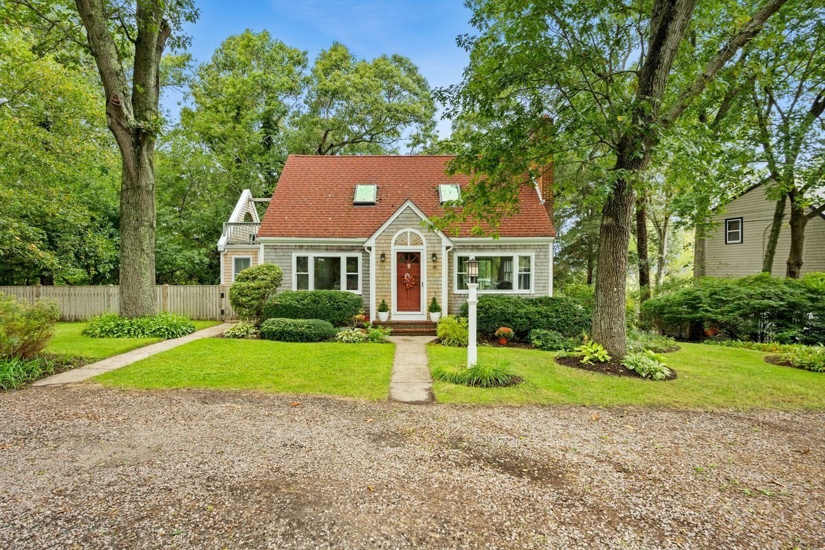 74 Arboretum Rd Property Photo 1