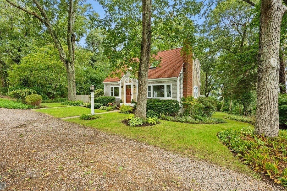 74 Arboretum Rd Property Photo 3